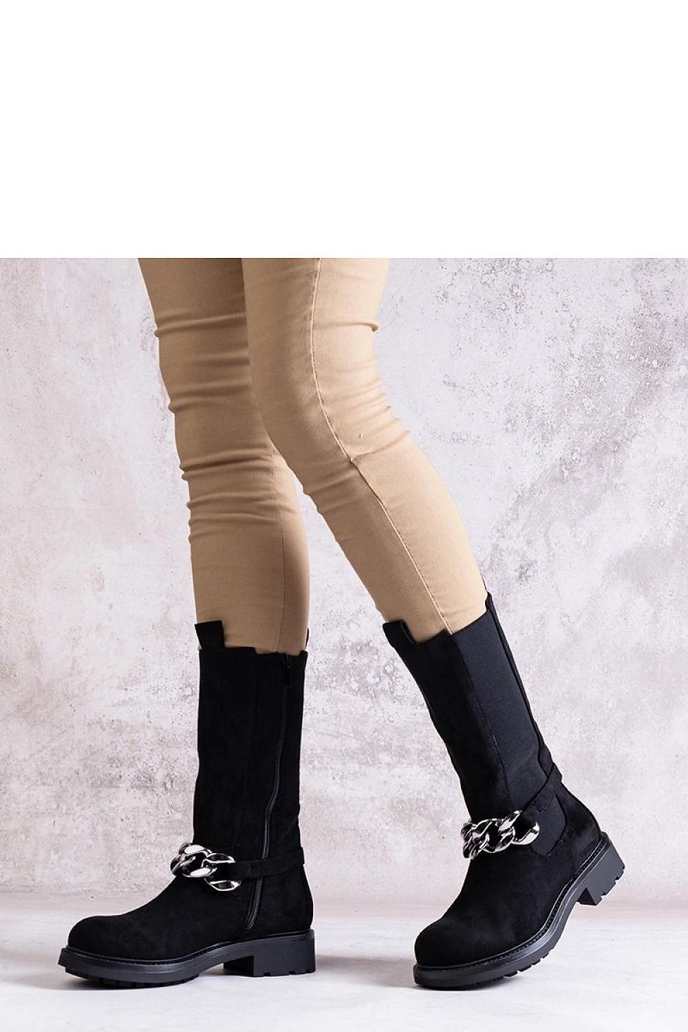  Botine cu toc model 205040 Solea 