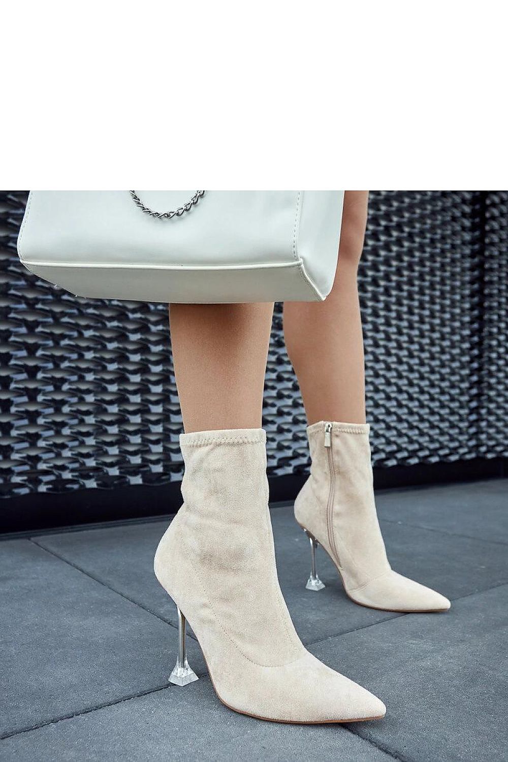  Botine cu toc model 205092 Solea 