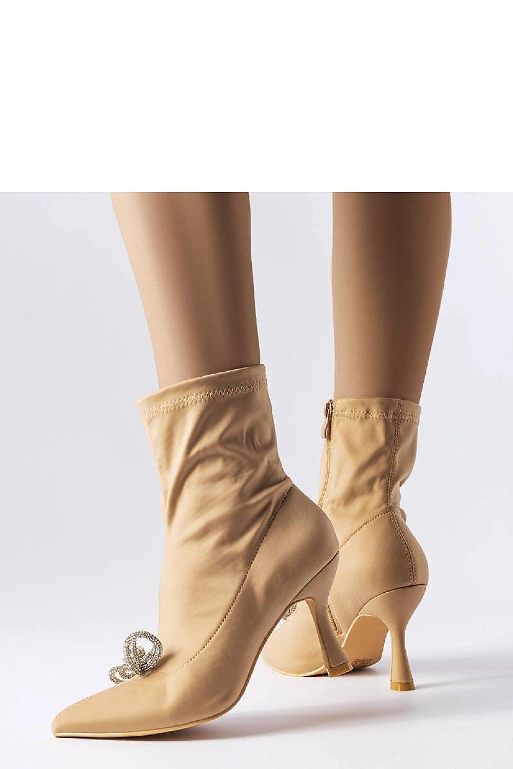  Botine cu toc model 205128 Solea 