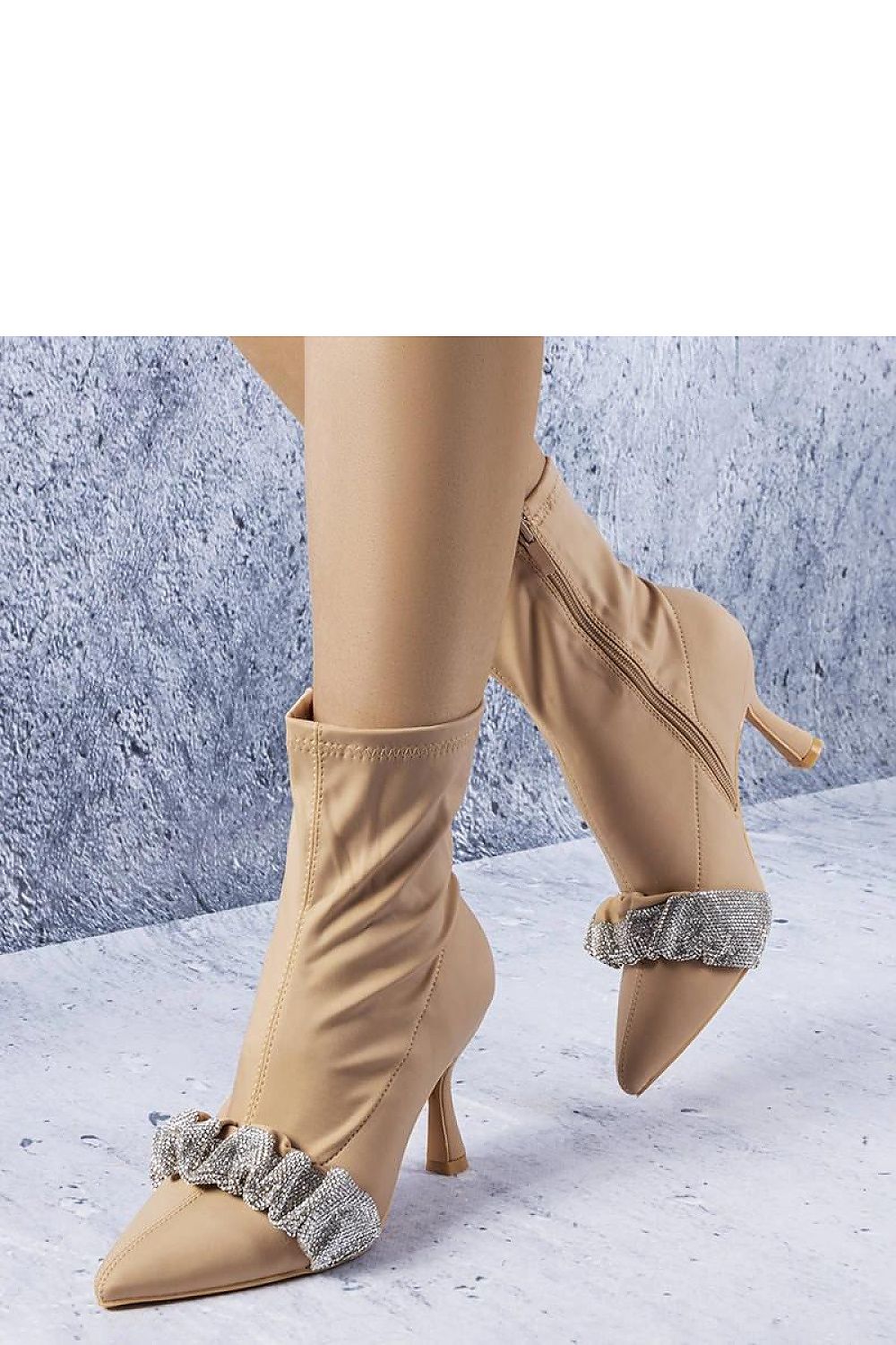  Botine cu toc model 205130 Solea 