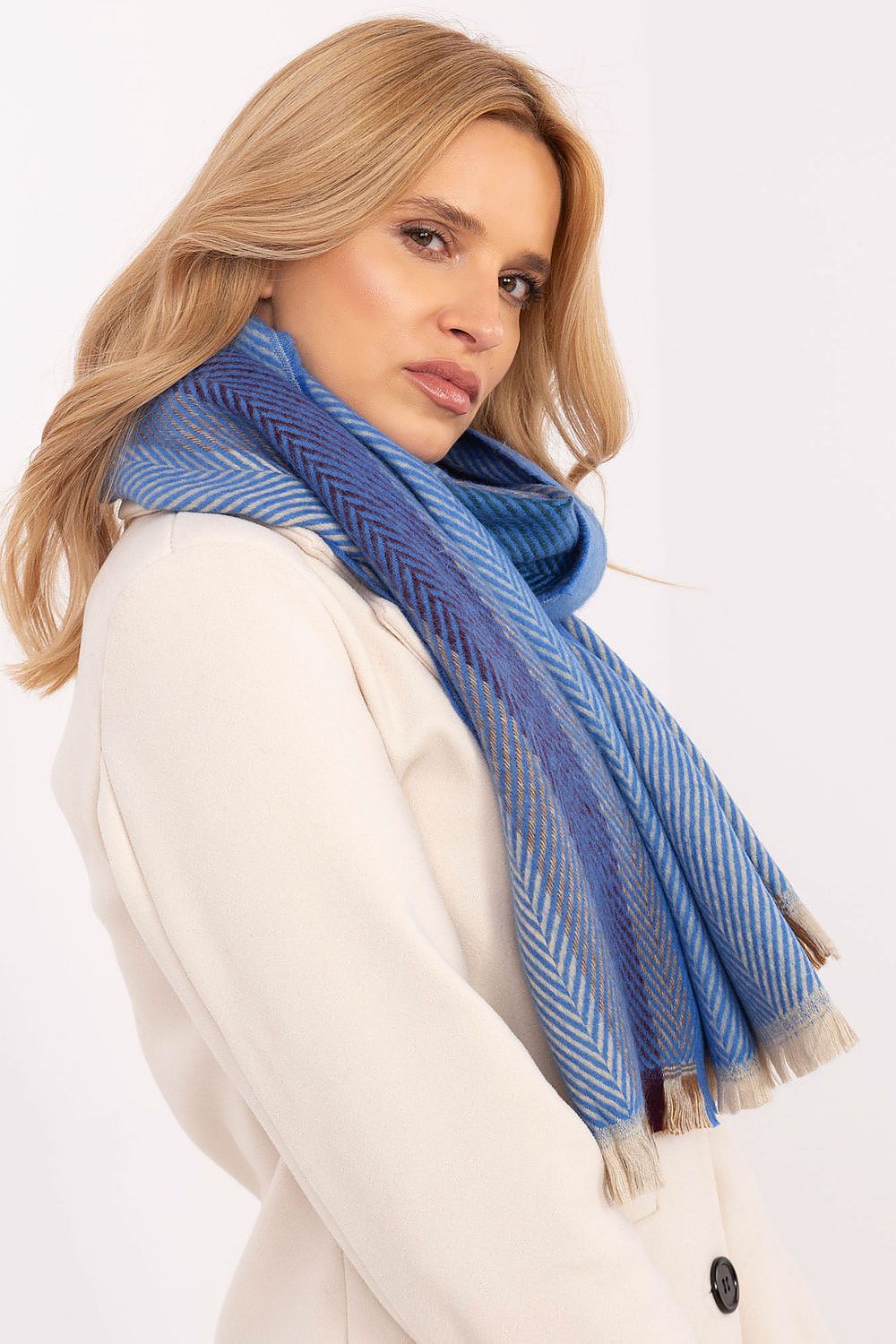  Şal model 206040 AT 