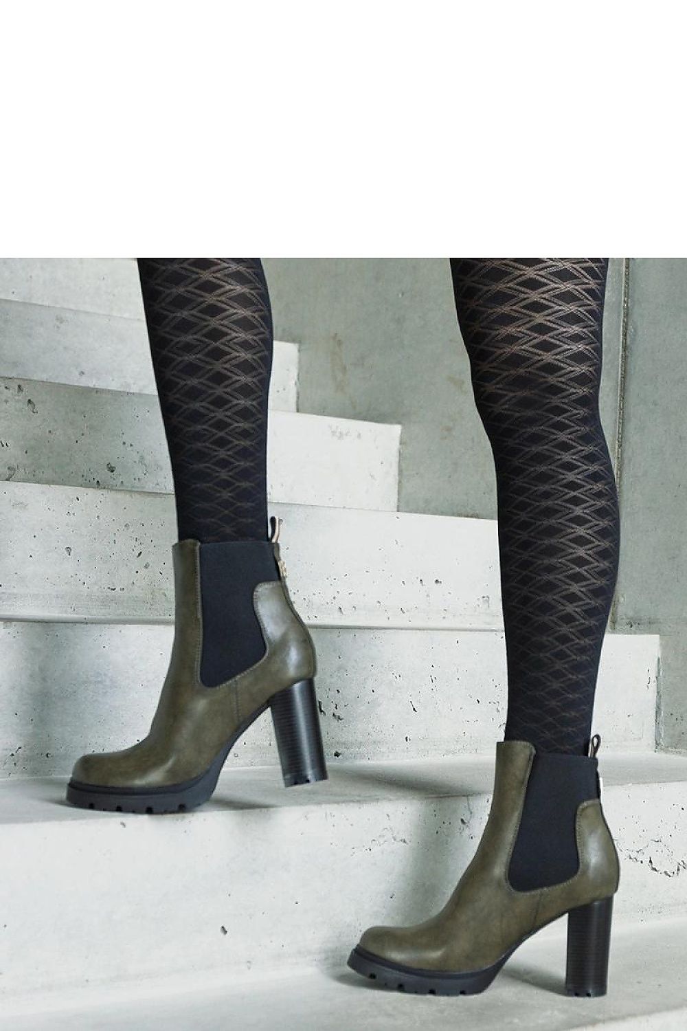  Botine cu toc model 206439 Solea 