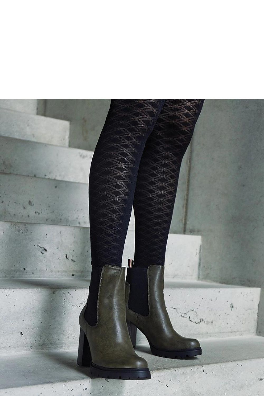  Botine cu toc model 206439 Solea 