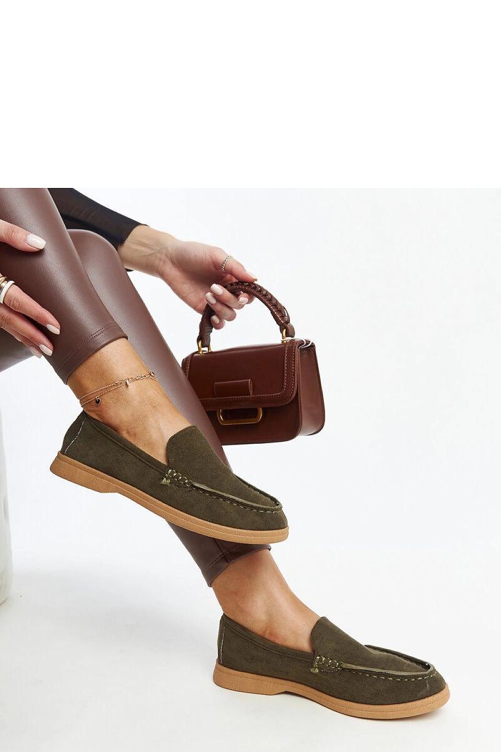  Pantofi model 206472 Solea 