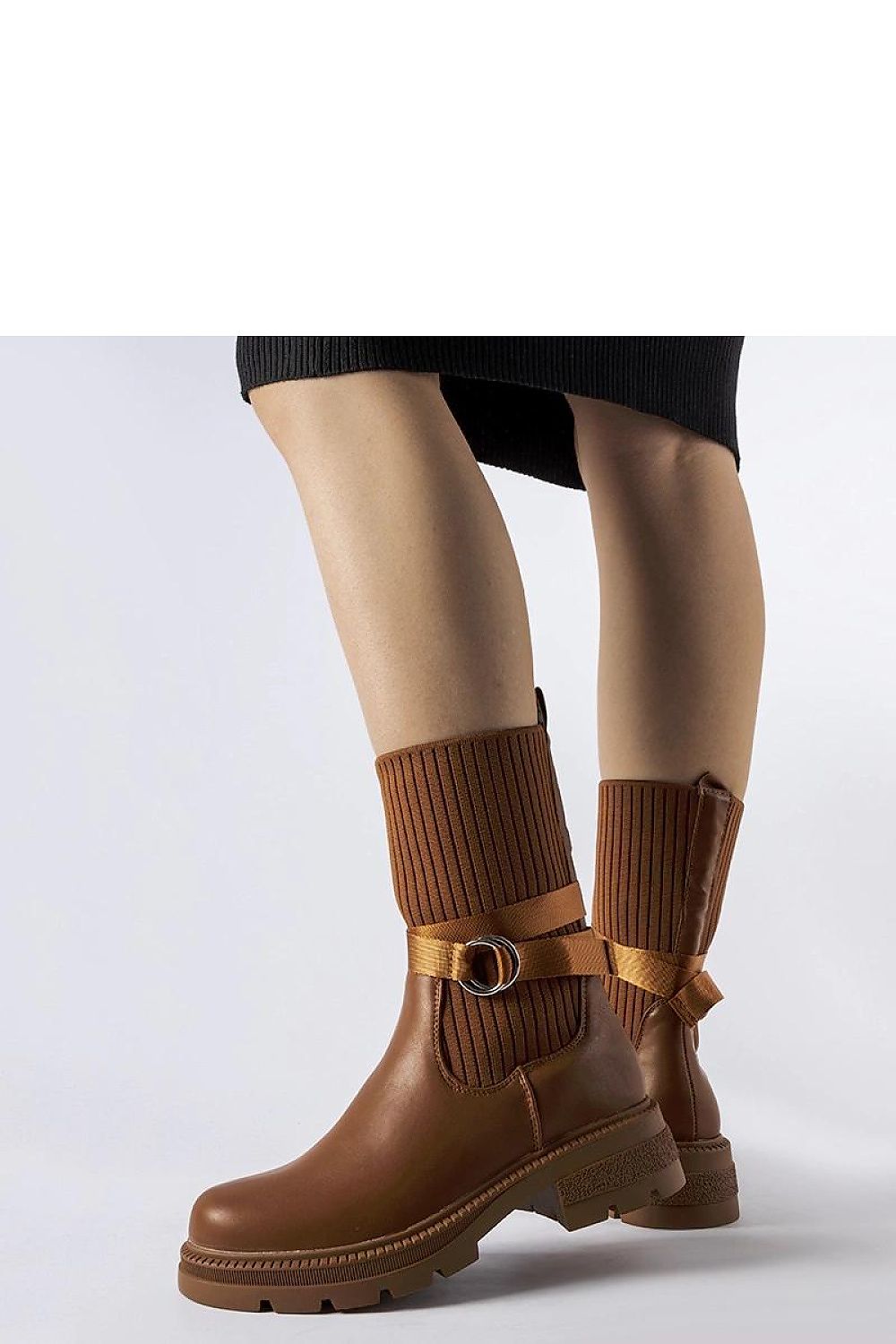  Botine cu toc model 206486 Solea 