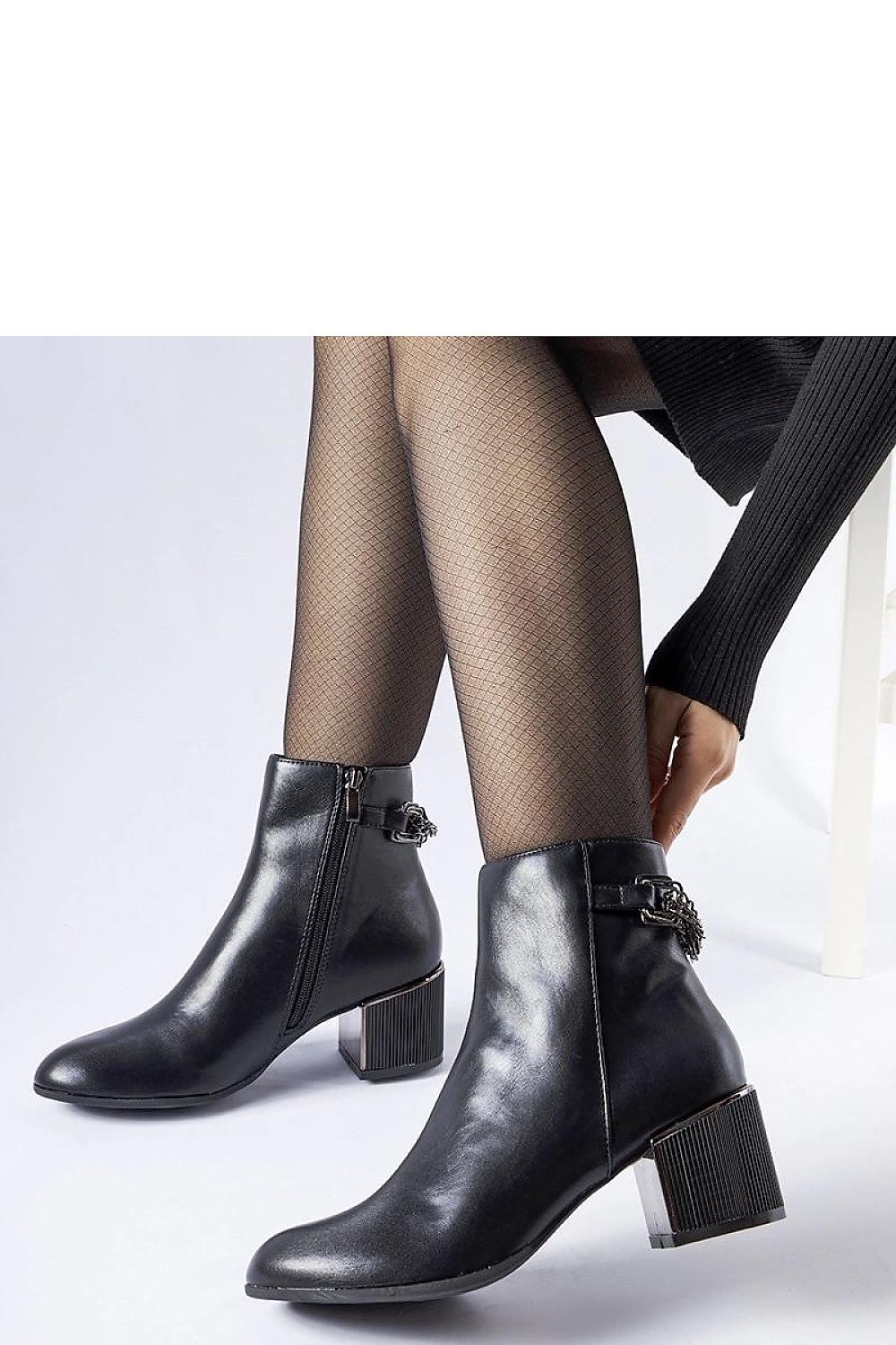  Botine cu toc model 206491 Solea 