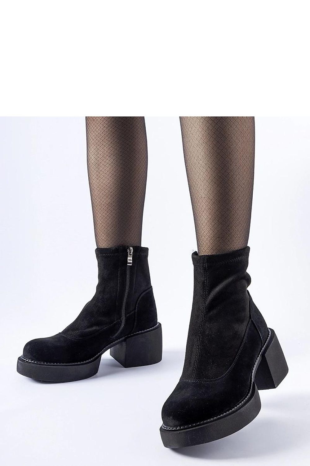  Botine cu toc model 206495 Solea 