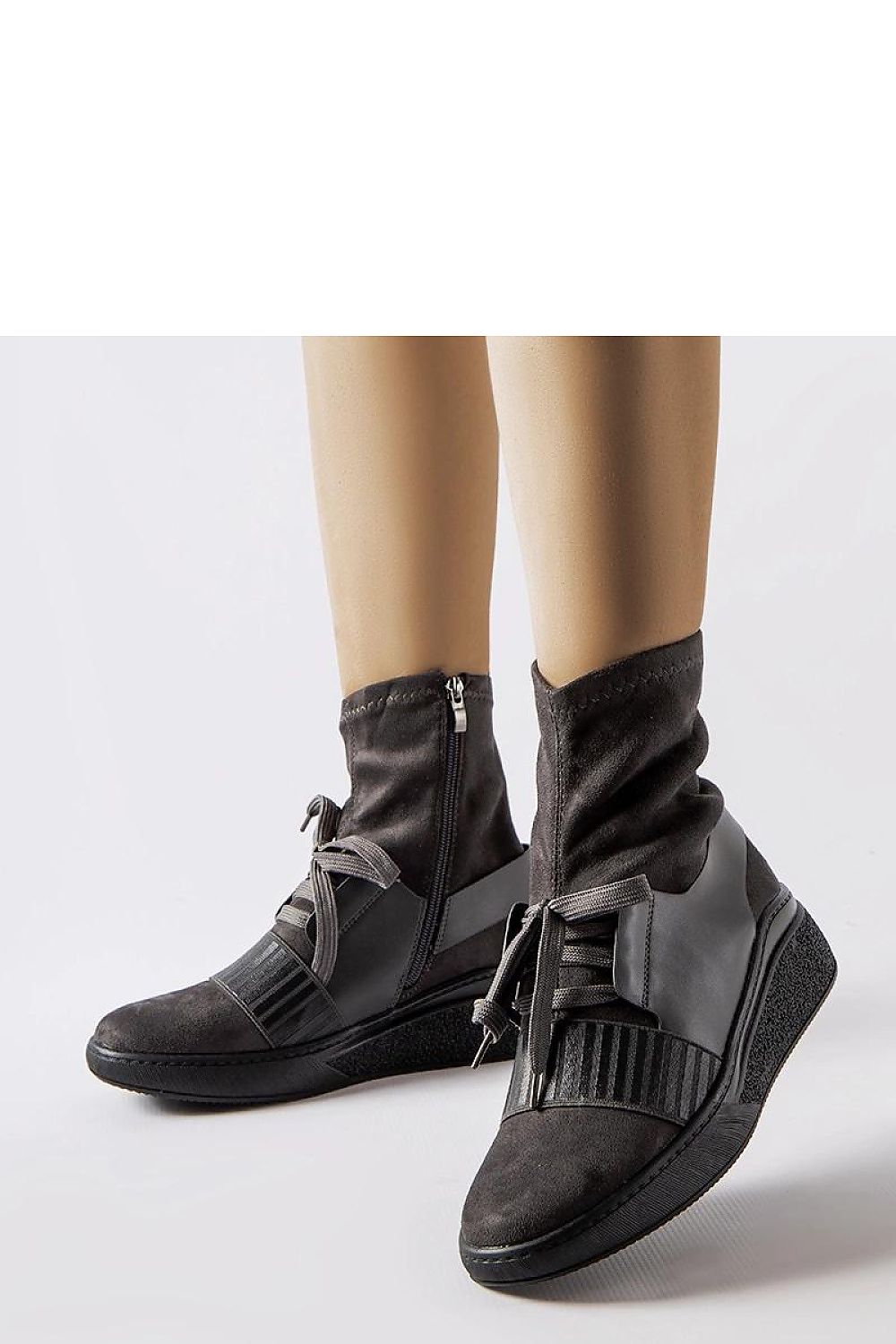  Botine cu talpă tip pană model 206515 Solea 