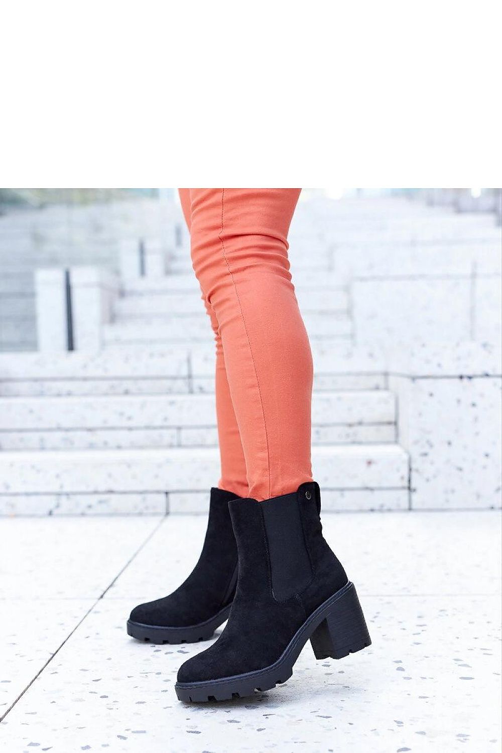  Botine cu toc model 206546 Solea 