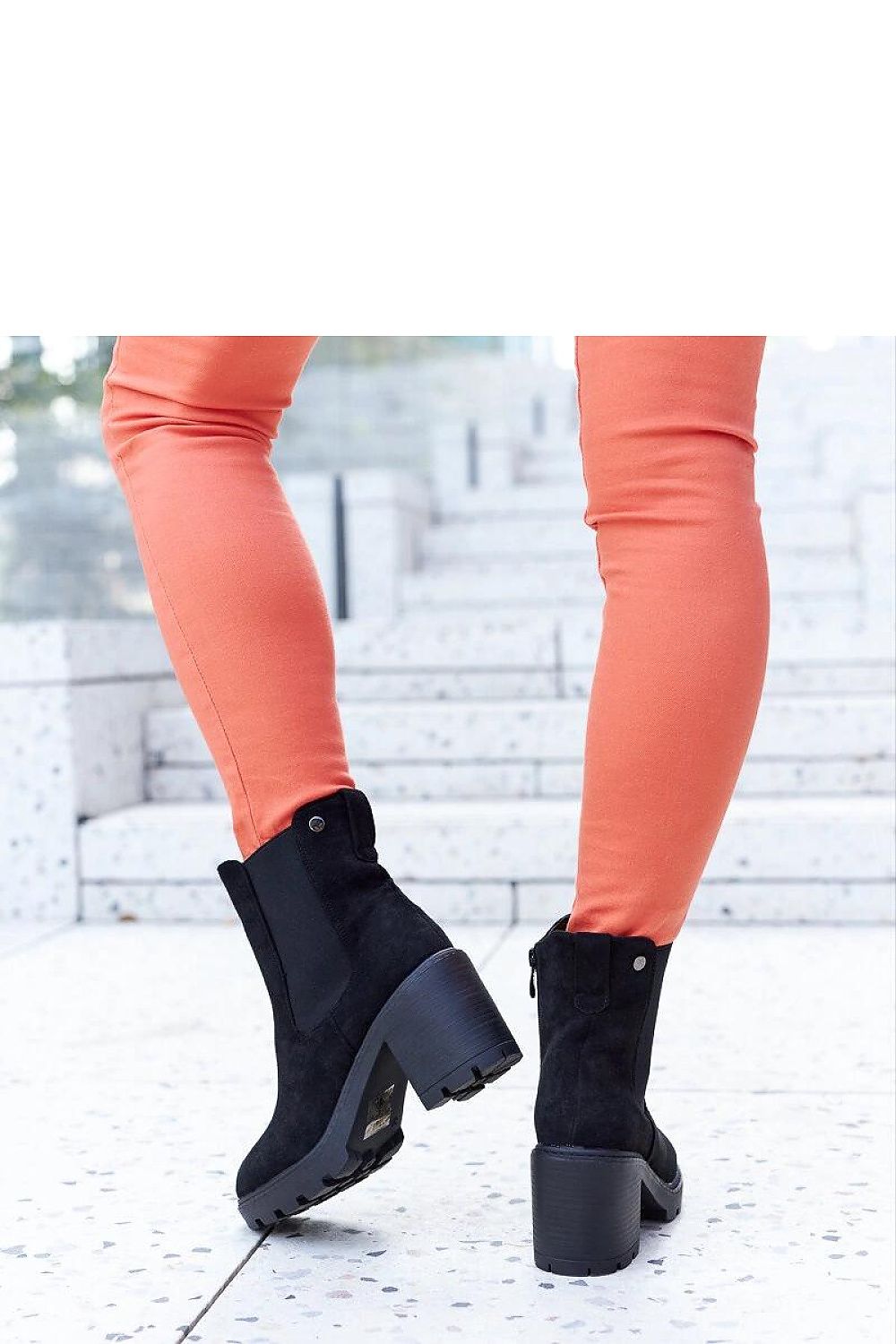  Botine cu toc model 206546 Solea 