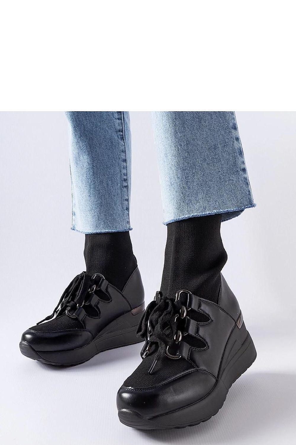  Botine cu talpă tip pană model 206574 Solea 
