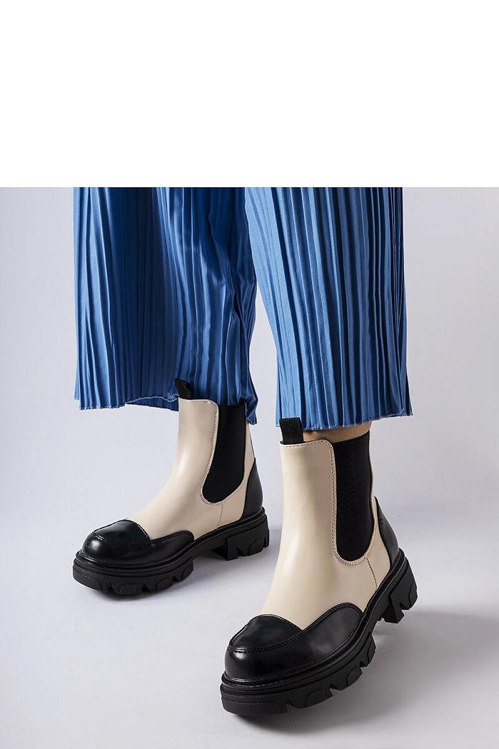  Botine model 206575 Solea 