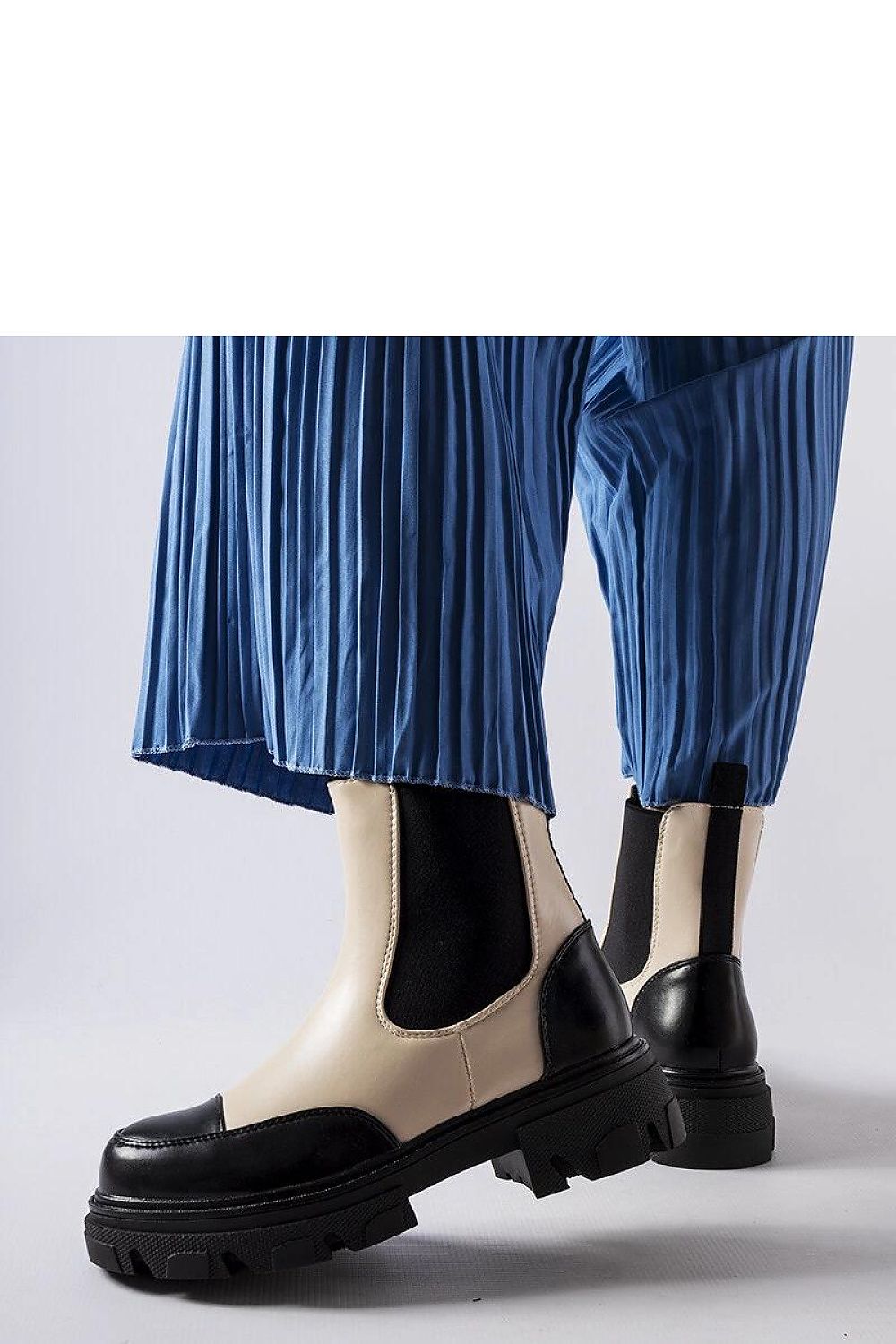  Botine model 206575 Solea 
