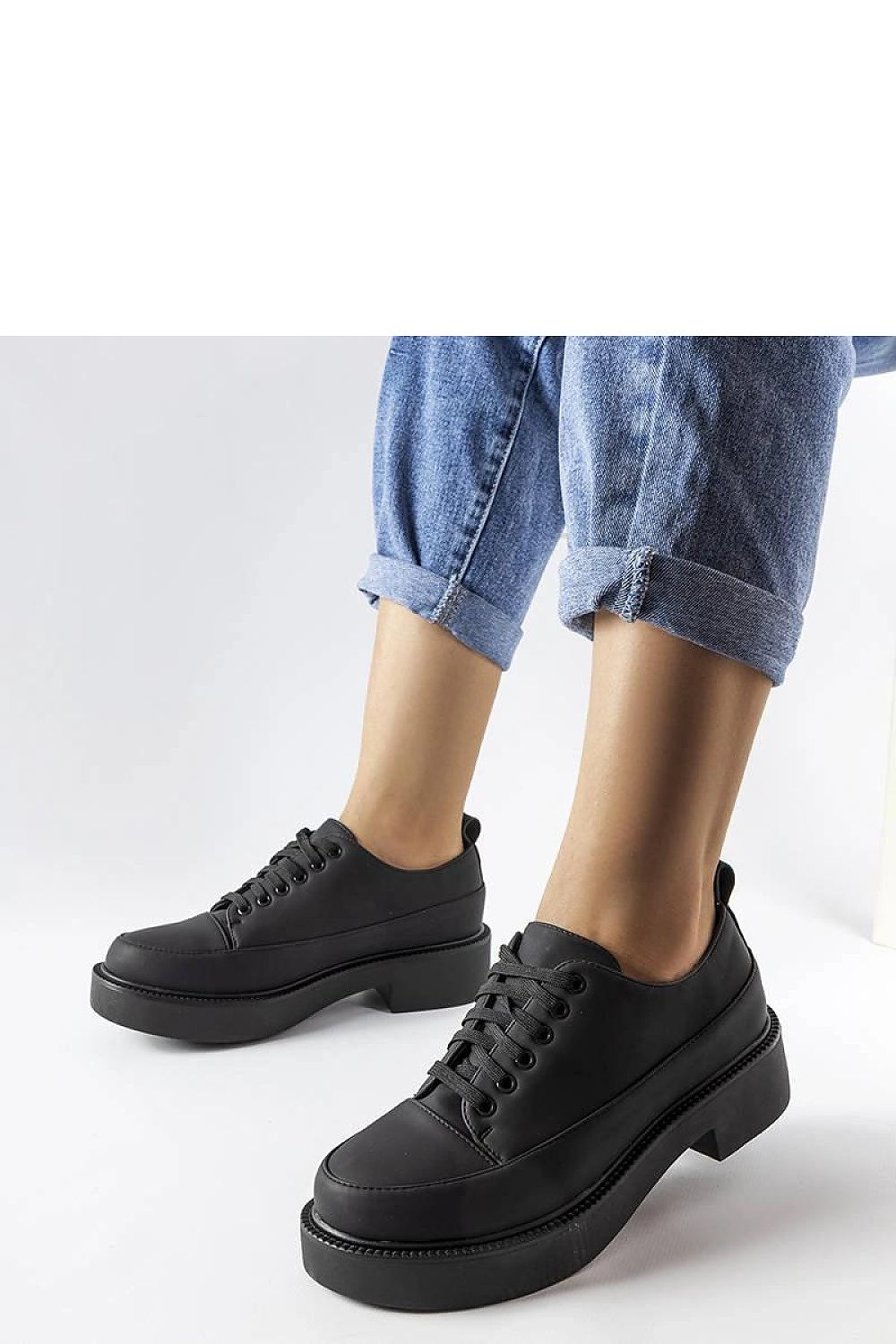  Pantofi model 207042 Solea 
