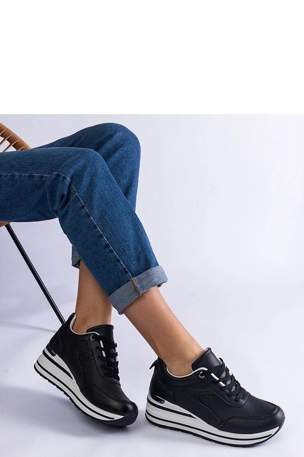  Pantofi de sport model 207107 Solea 