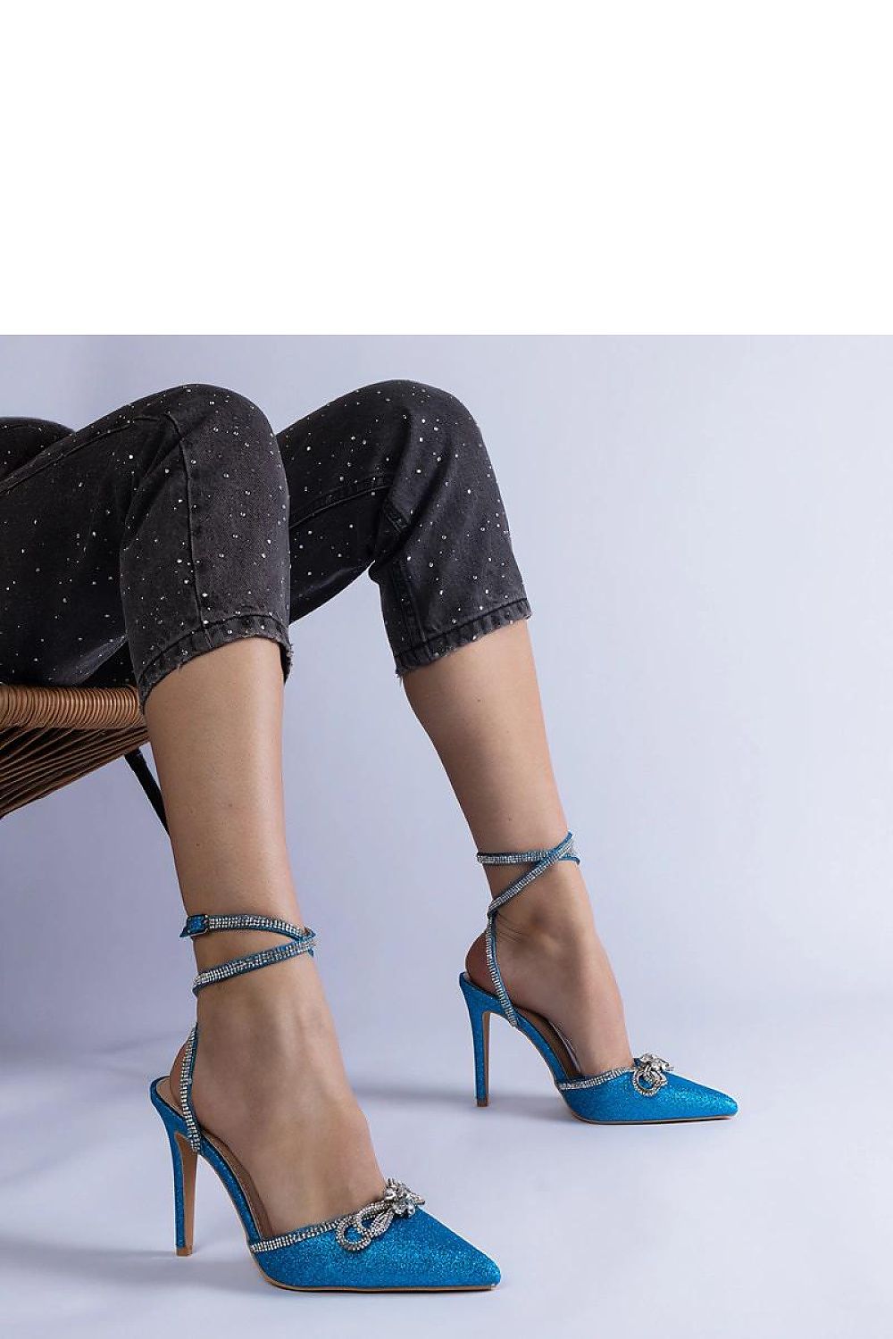  Pantofi cu toc subţire (stiletto) model 207111 Solea 