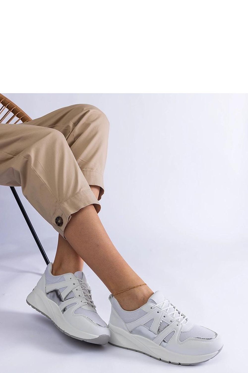  Pantofi de sport model 207121 Solea 