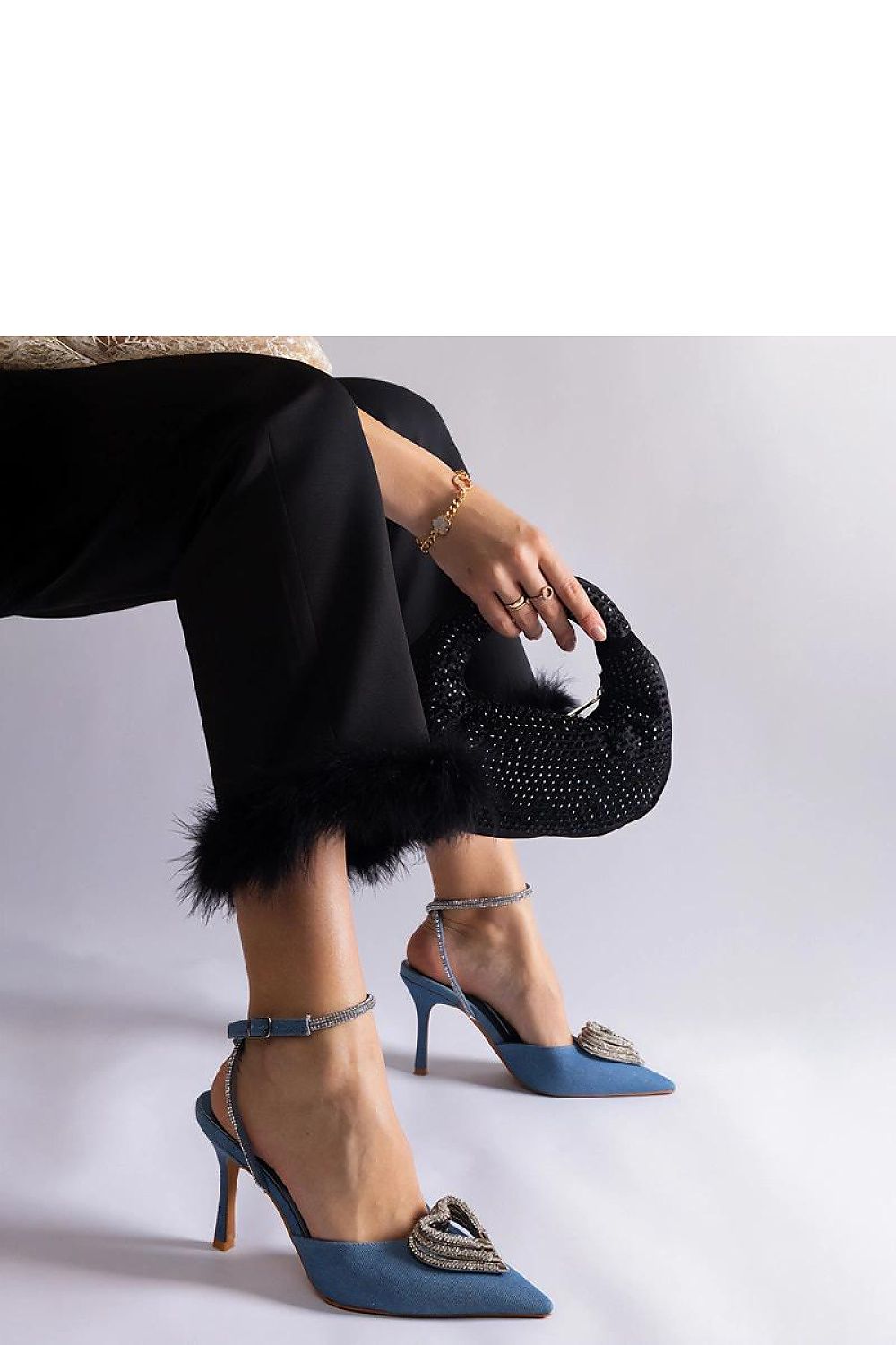  Pantofi cu toc subţire (stiletto) model 207200 Solea 
