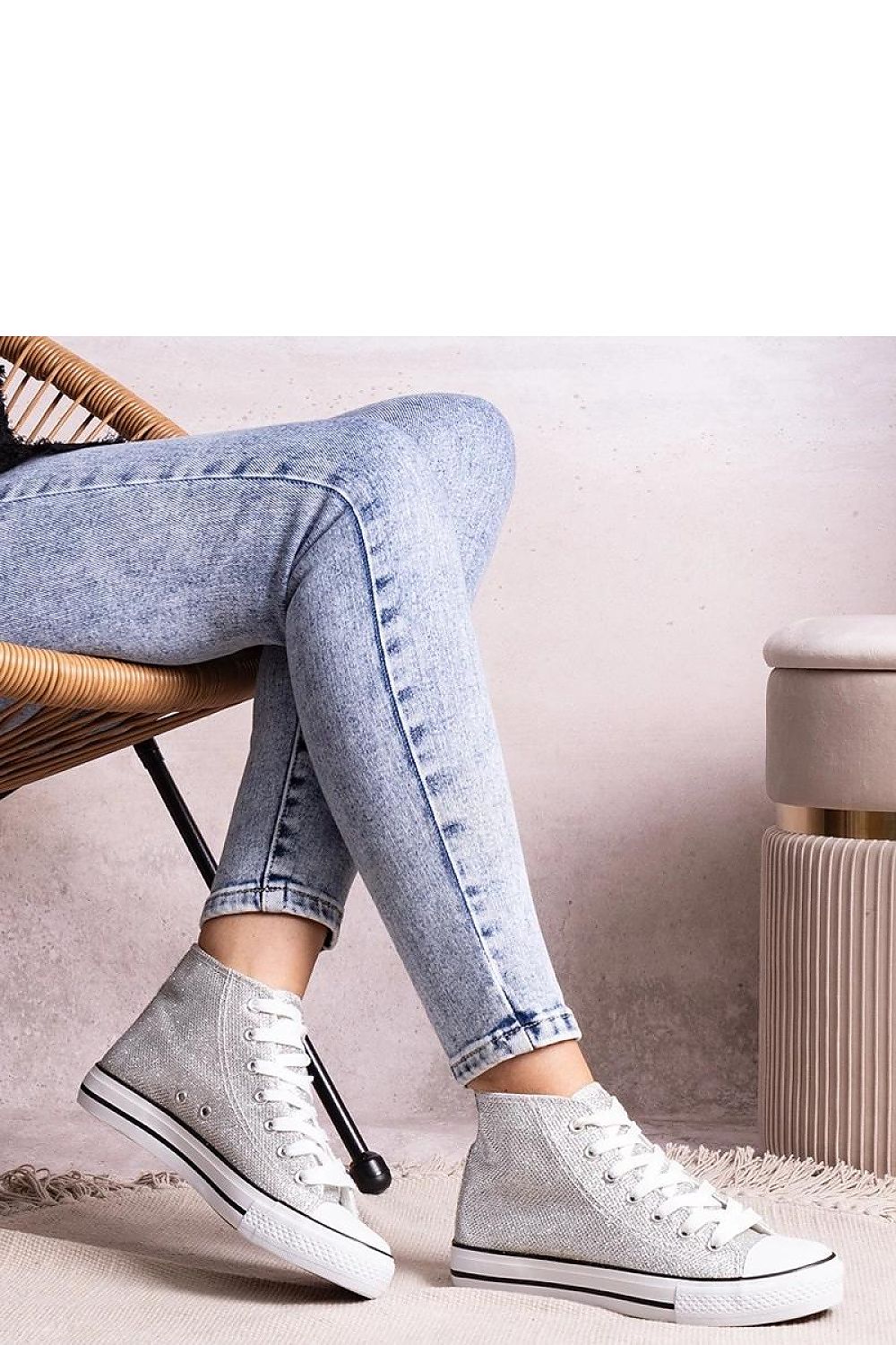  Tenişi model 207211 Solea 