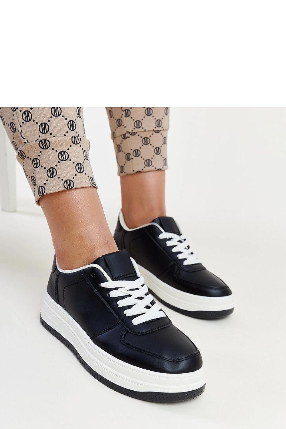  Pantofi sport pe platformă model 207402 Solea 
