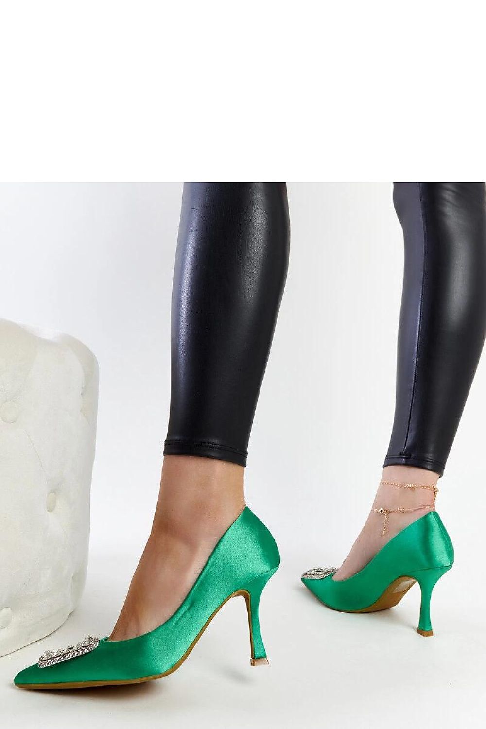  Pantofi cu toc subţire (stiletto) model 207512 Solea 