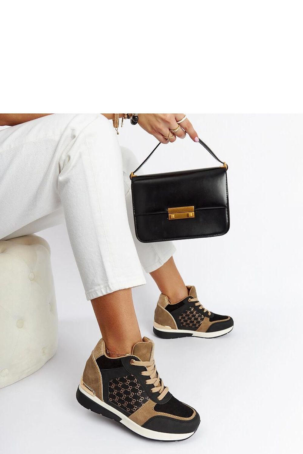  Adidași cu toc de tip platformă model 207552 Solea 