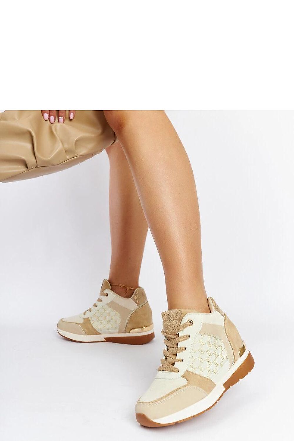  Adidași cu toc de tip platformă model 207555 Solea 