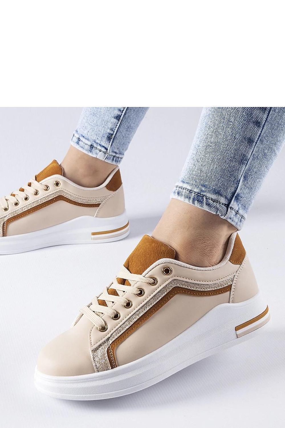  Pantofi sport pe platformă model 207566 Solea 