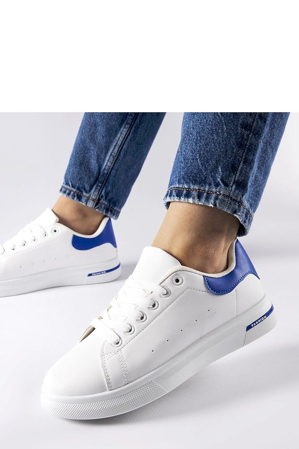  Pantofi de sport model 207570 Solea 