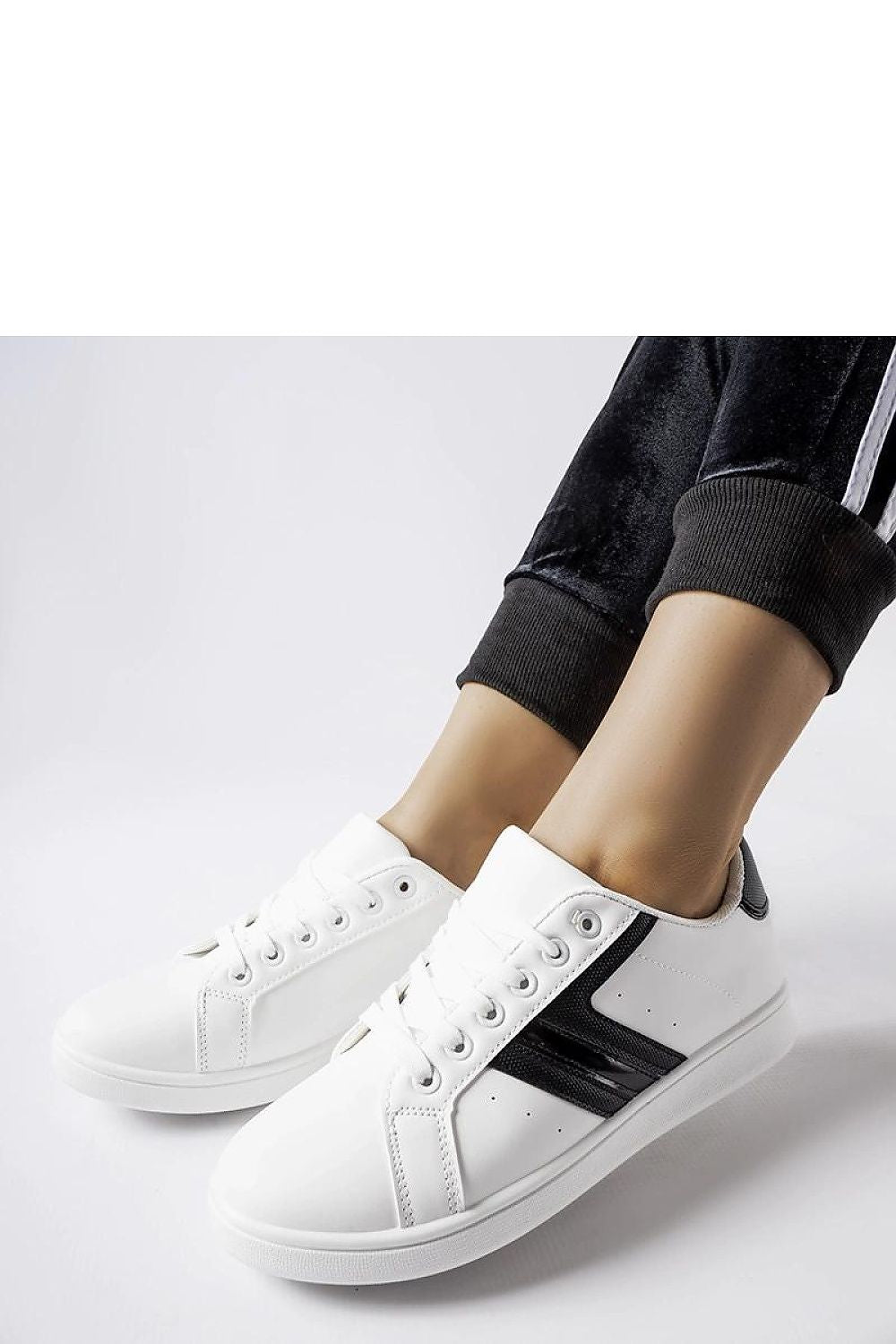  Pantofi de sport model 207685 Solea 