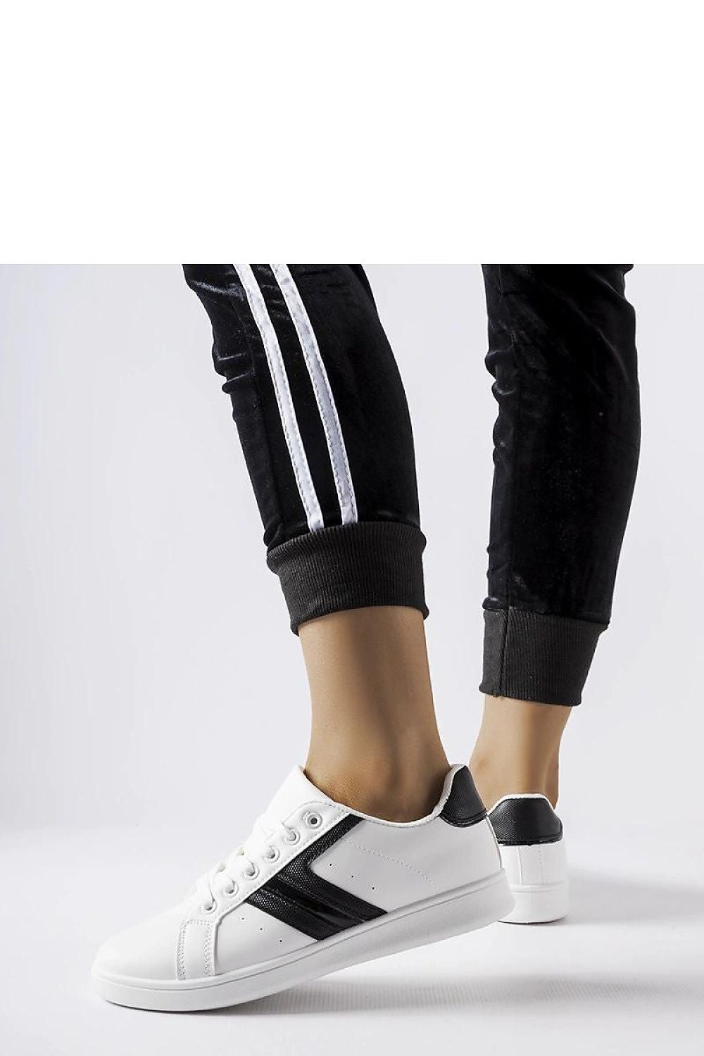  Pantofi de sport model 207685 Solea 
