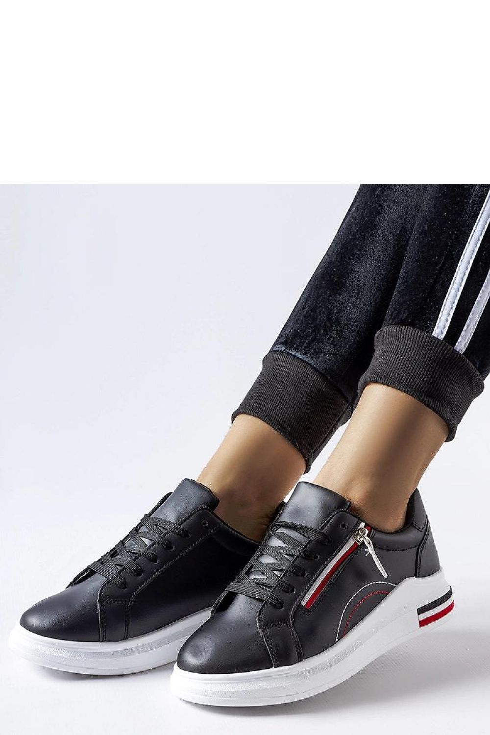  Pantofi de sport model 207687 Solea 