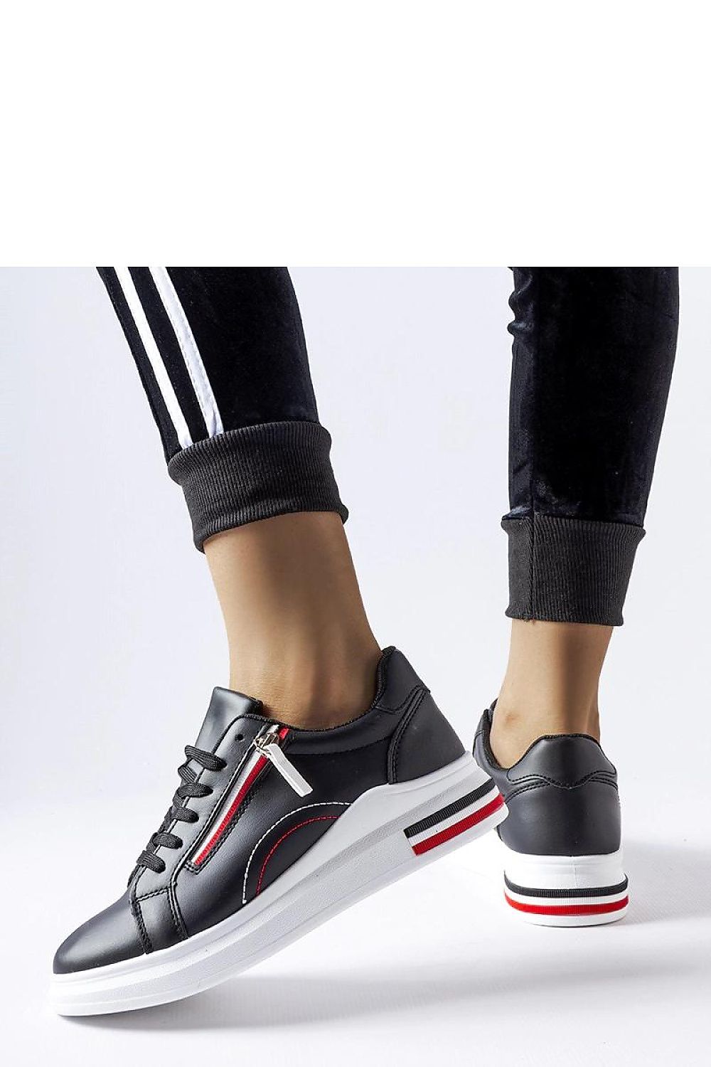  Pantofi de sport model 207687 Solea 