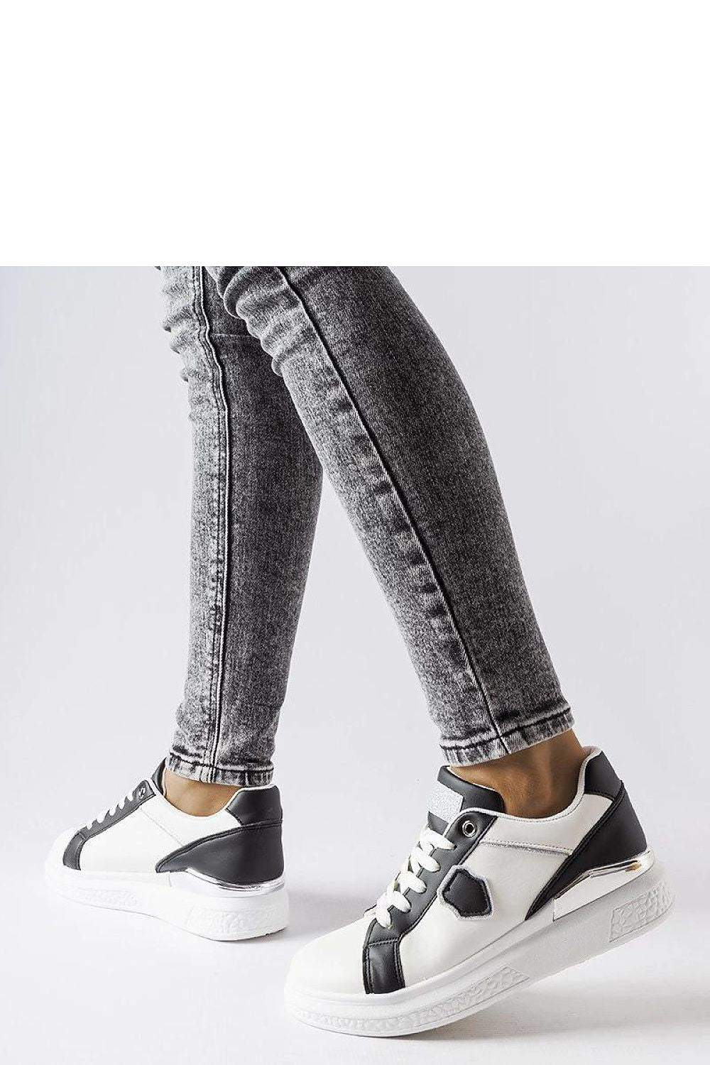  Pantofi de sport model 207724 Solea 