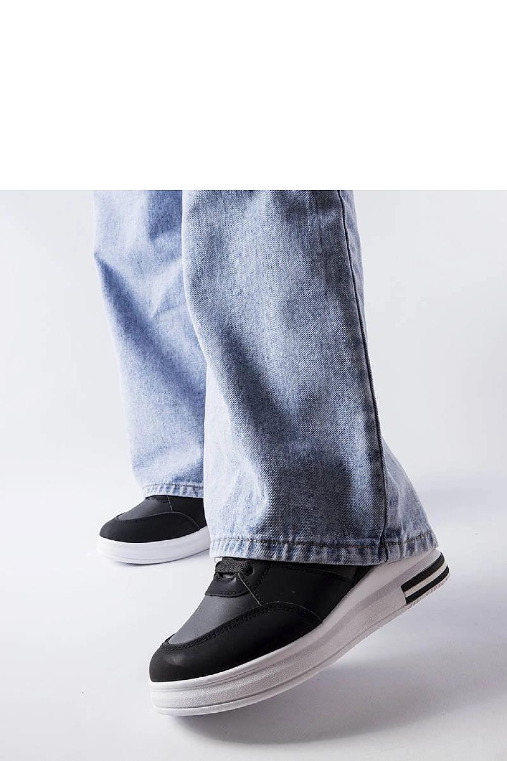  Adidași cu toc de tip platformă model 207917 Solea 