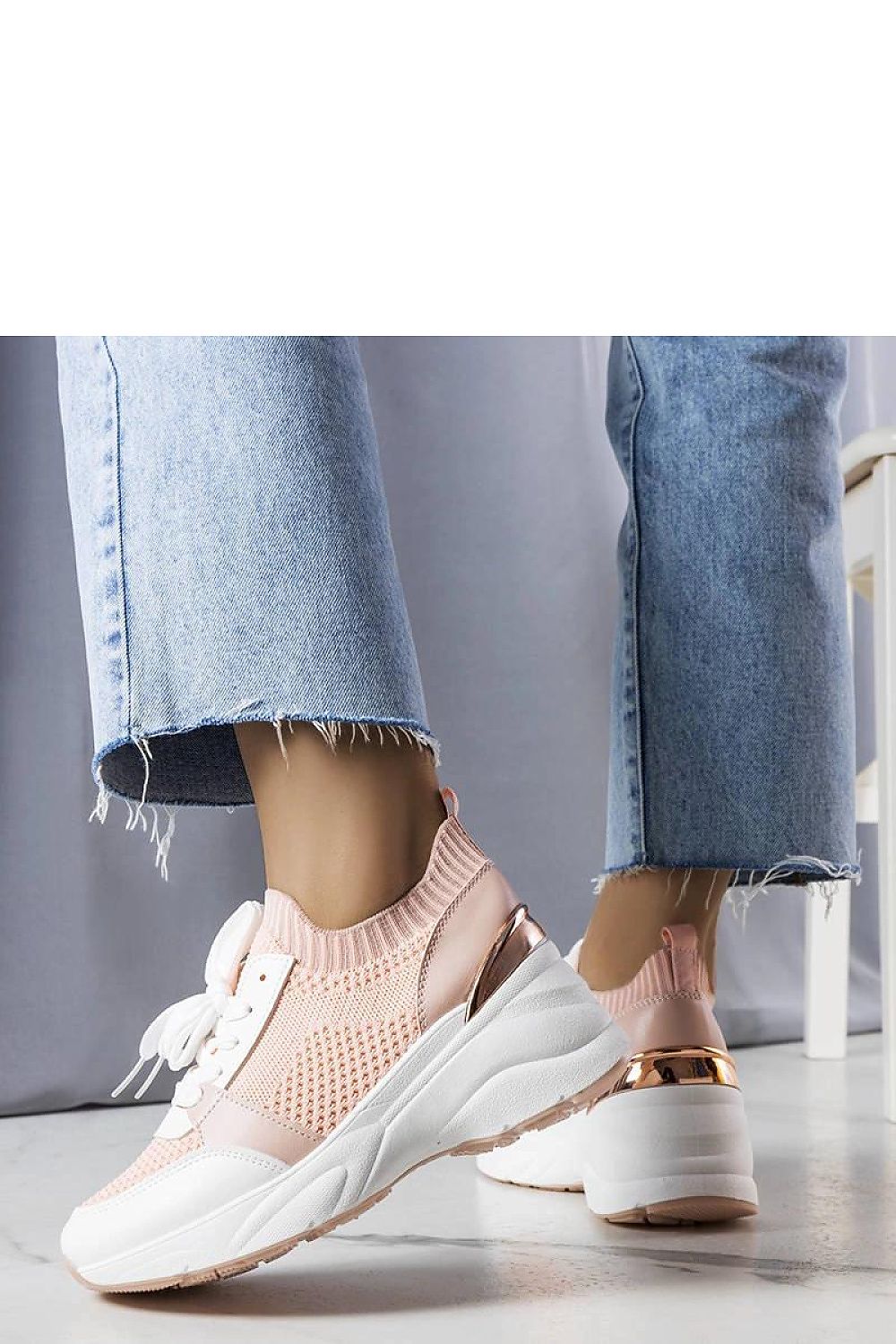  Adidași cu toc de tip platformă model 207992 Solea 