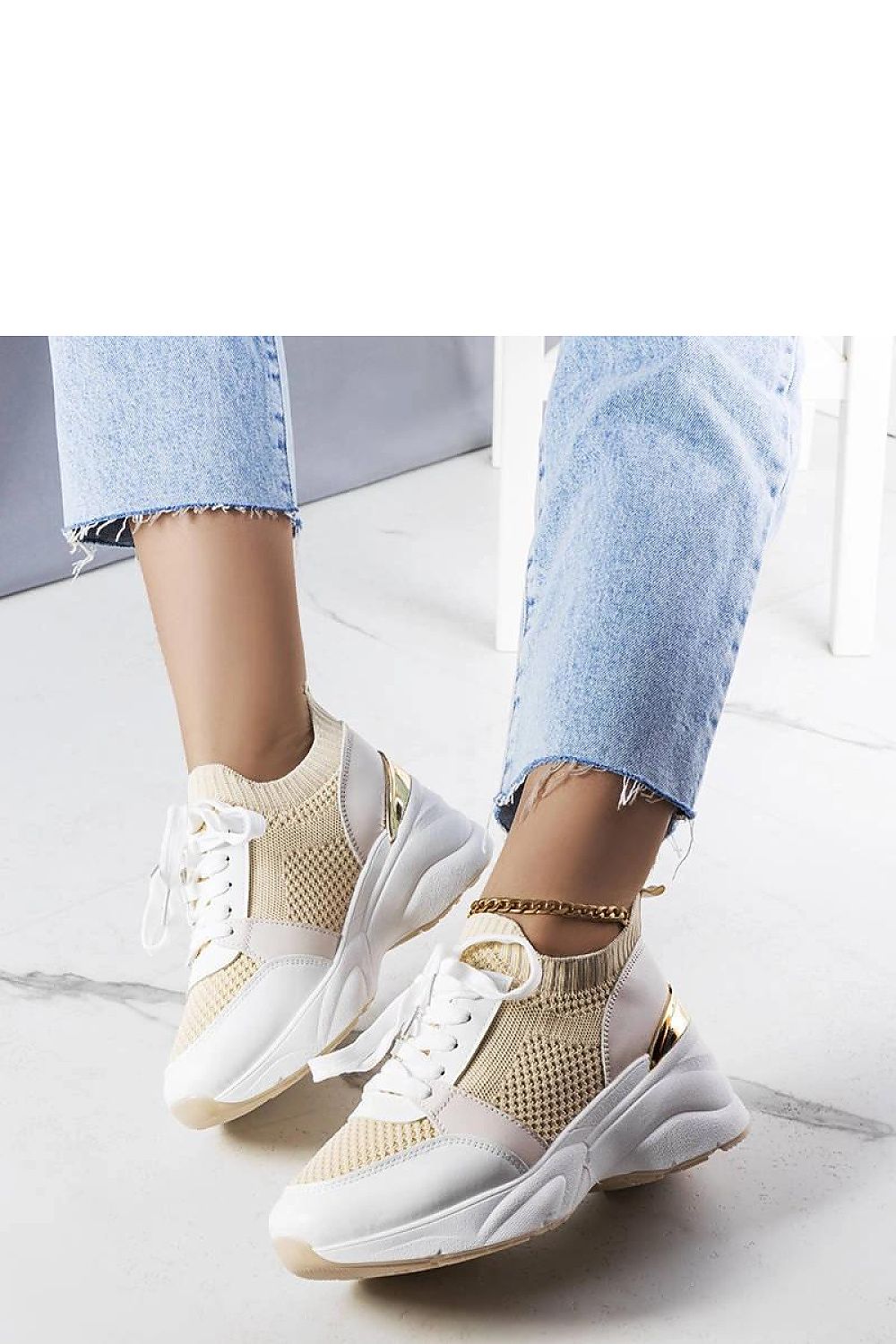 Adidași cu toc de tip platformă model 207994 Solea 