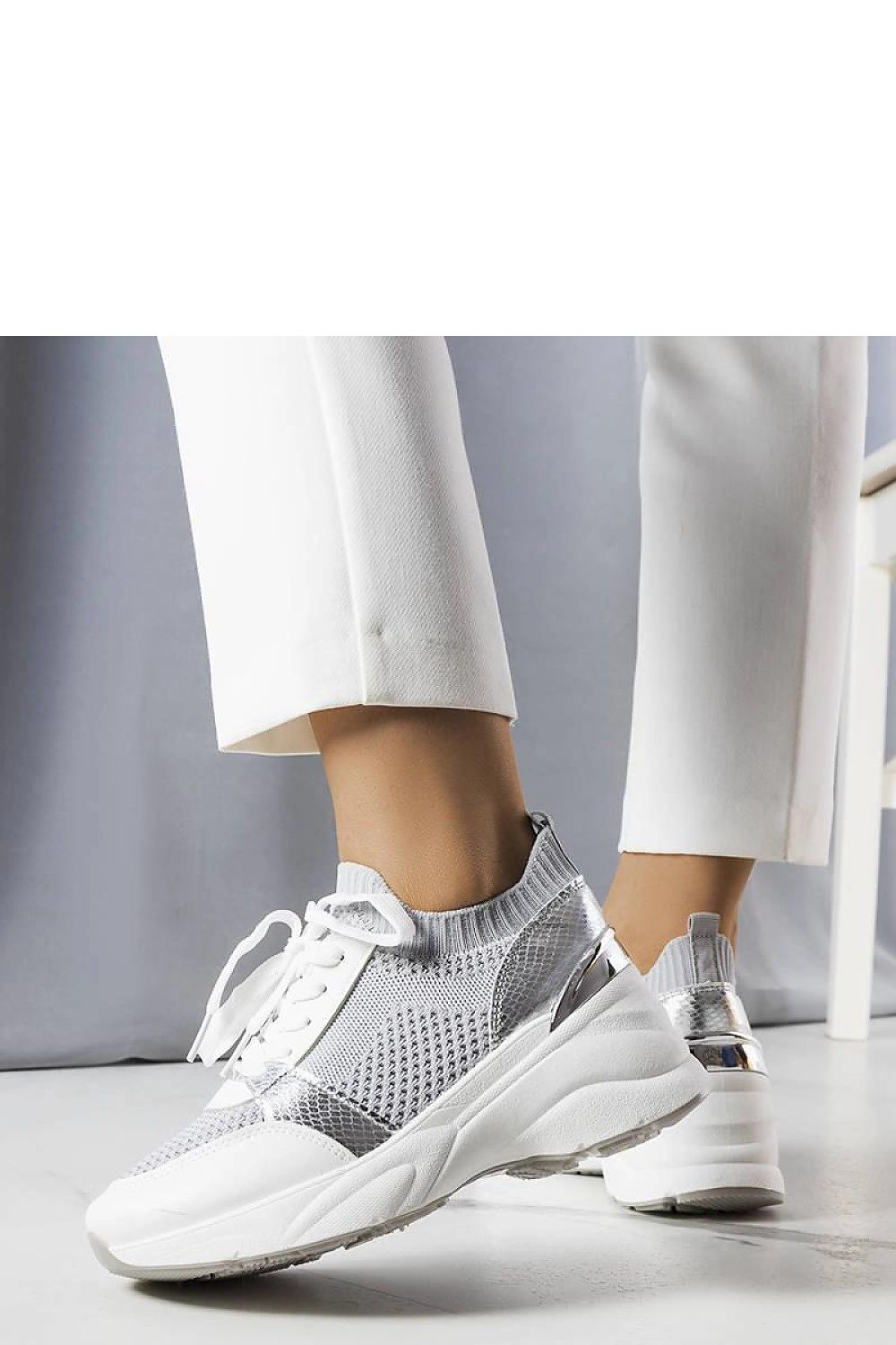  Adidași cu toc de tip platformă model 207995 Solea 