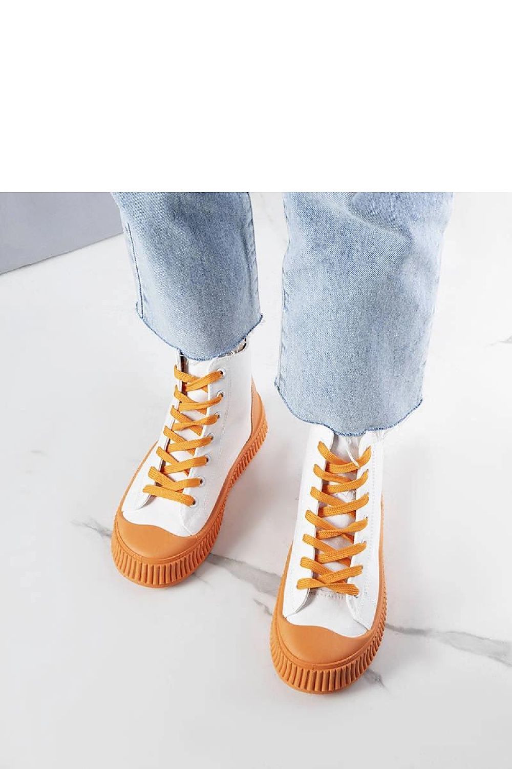  Tenişi model 207996 Solea 