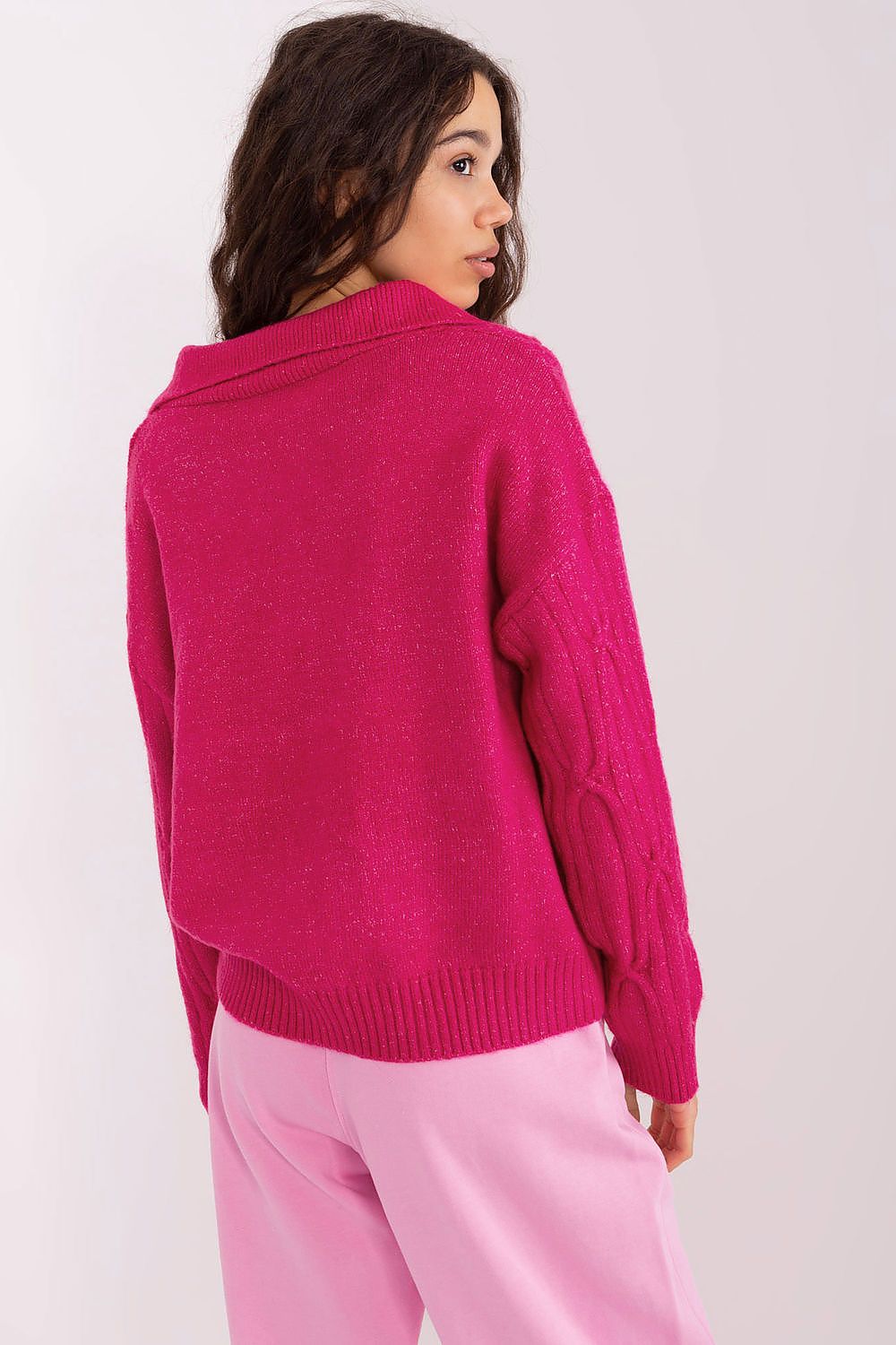  Pulover model 208285 AT 