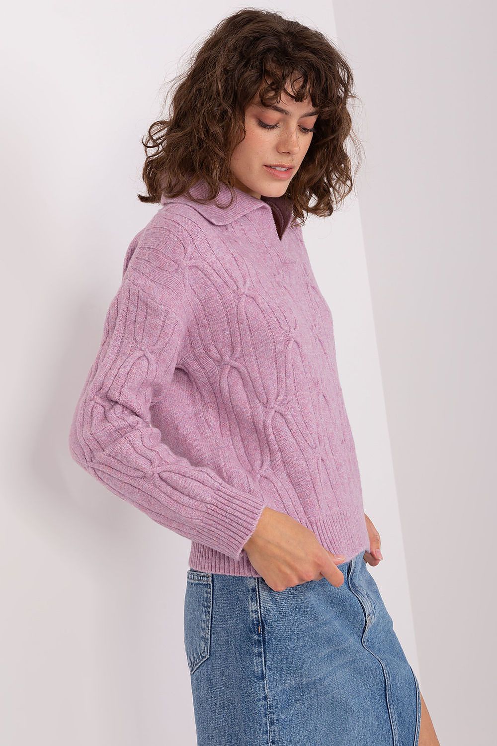  Pulover model 208288 AT 