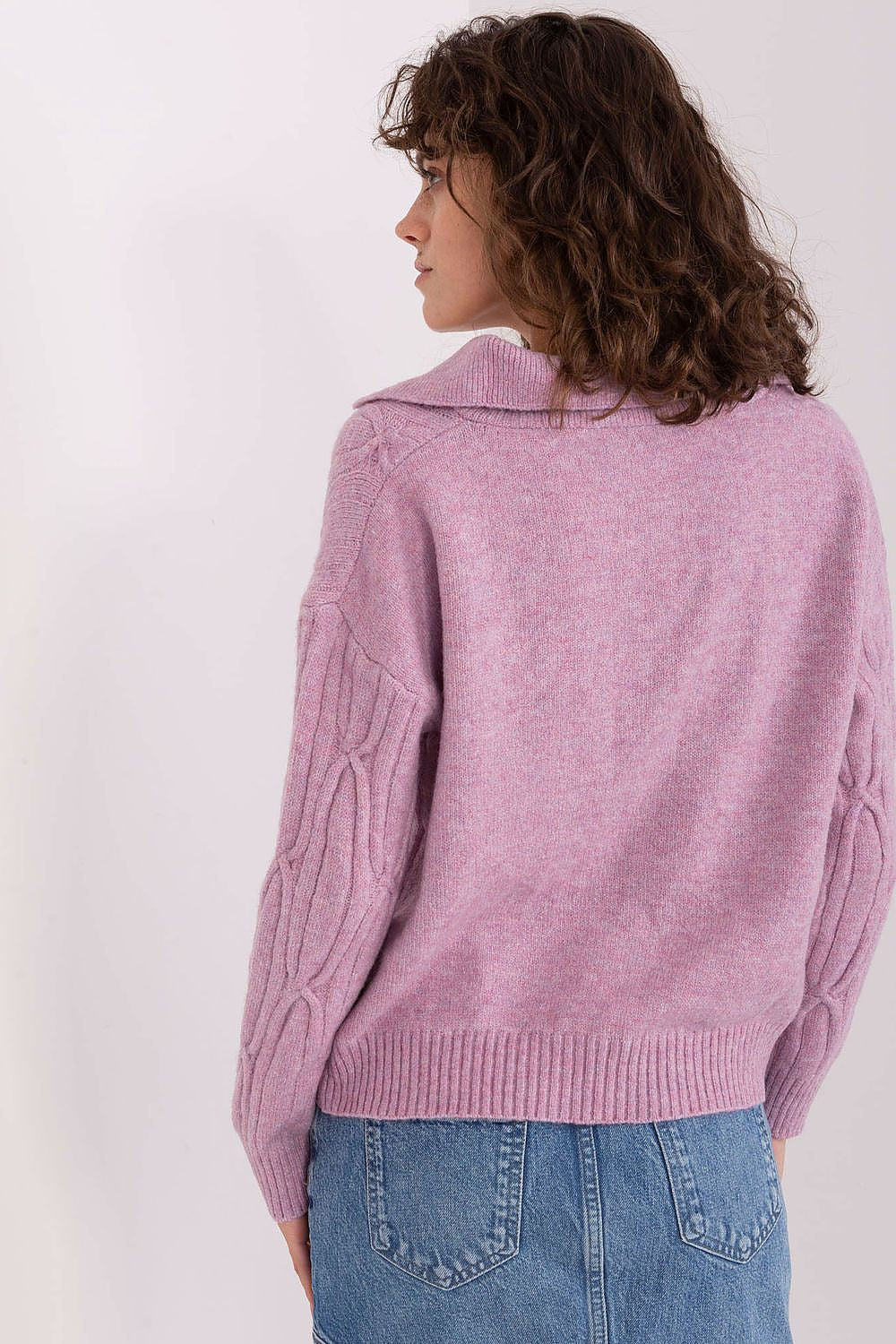  Pulover model 208288 AT 