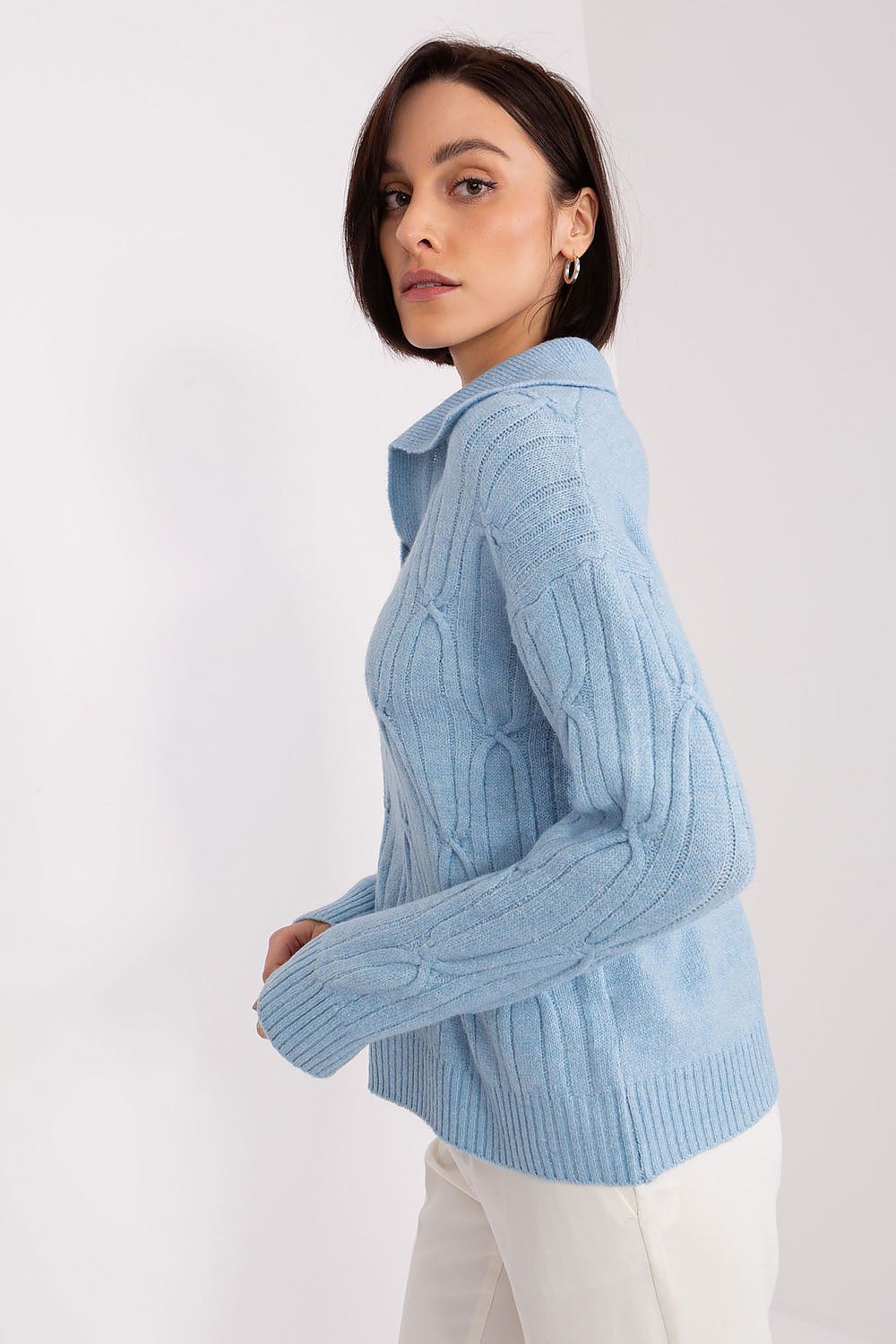  Pulover model 208289 AT 
