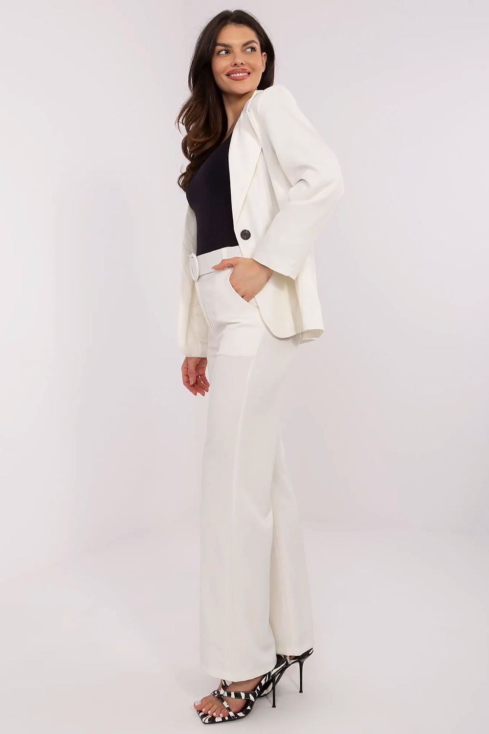  Pantaloni de damă model 209182 Italy Moda 