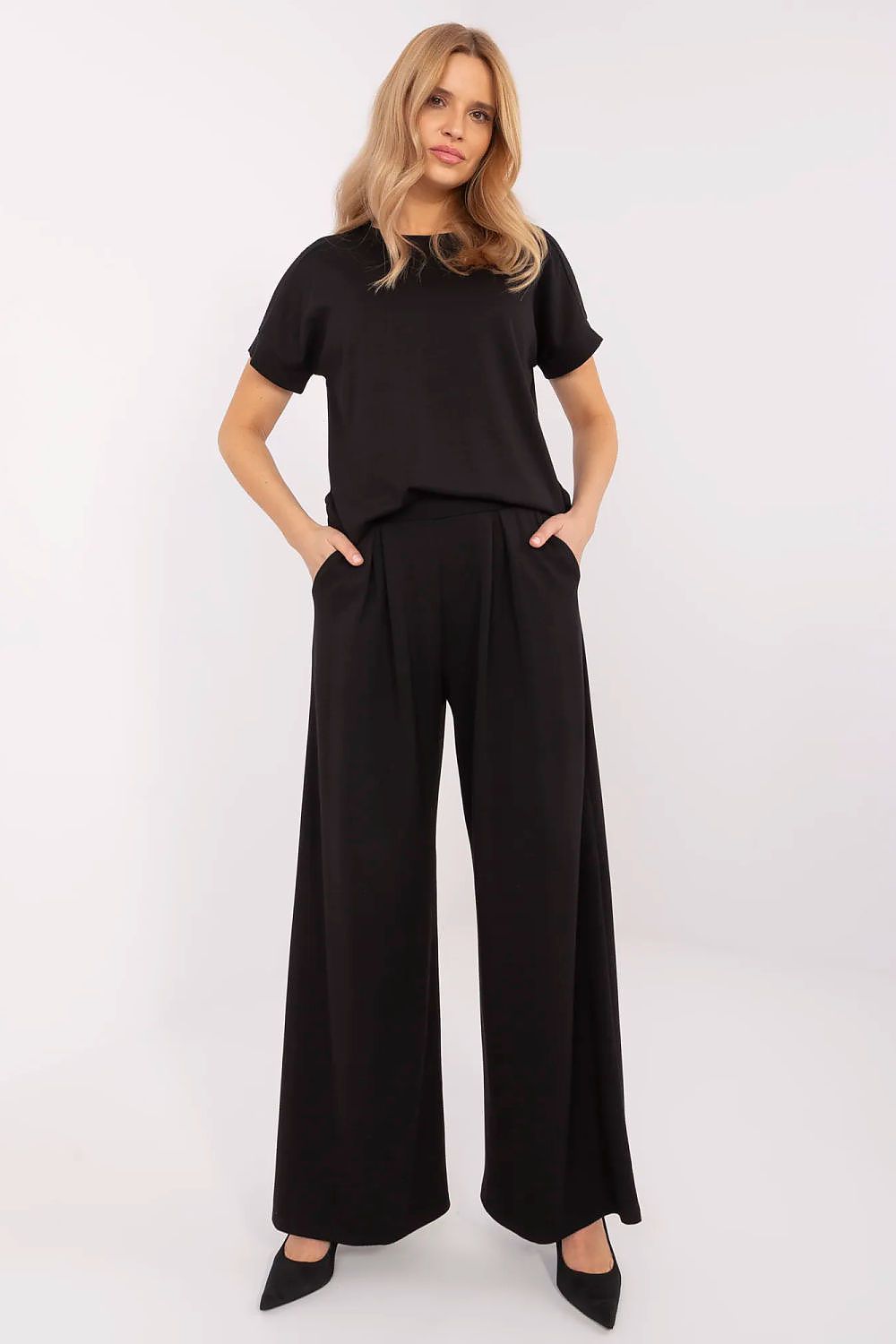  Pantaloni de trening model 209835 Relevance 