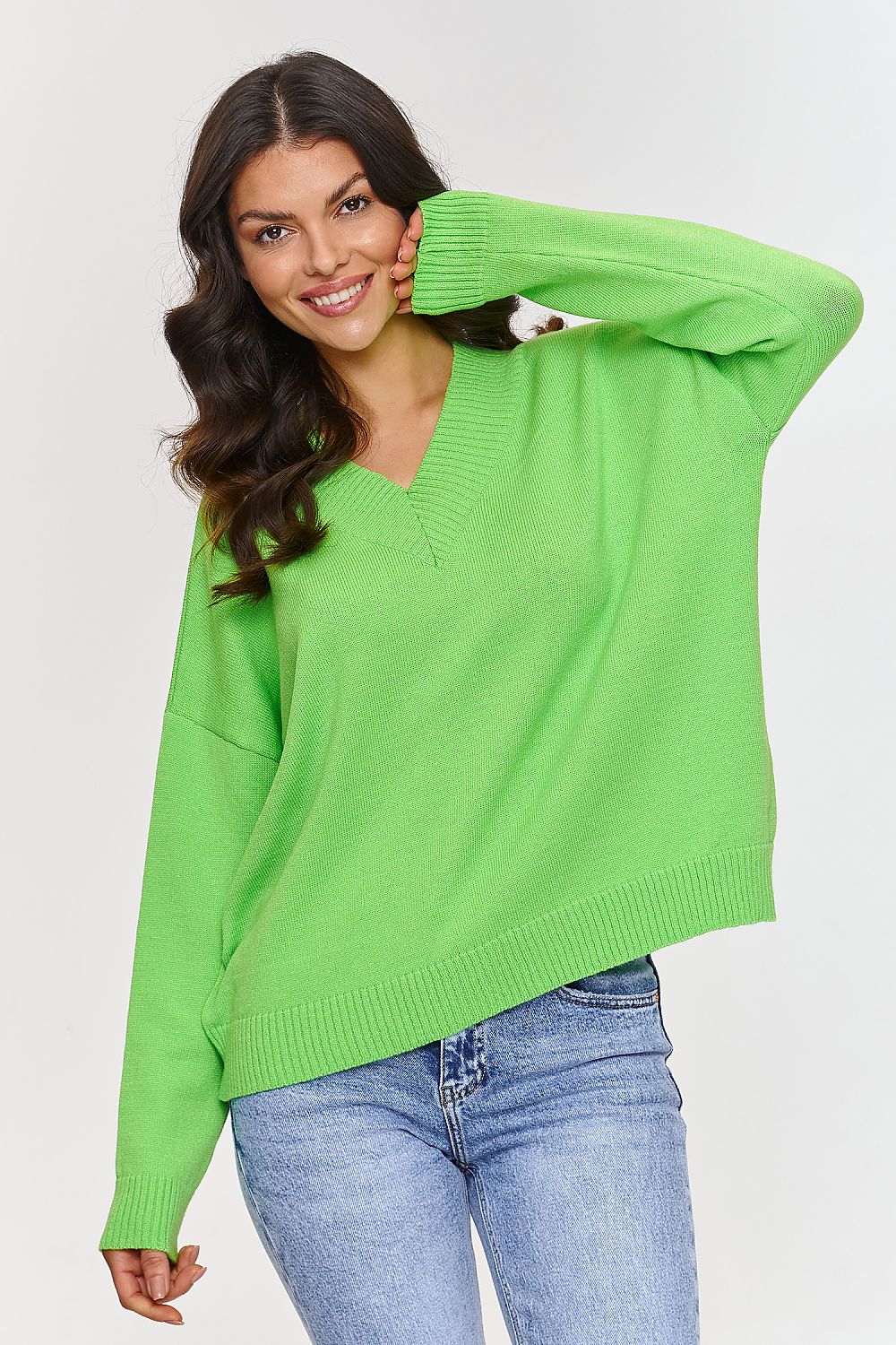  Pulover model 209727 Makadamia 