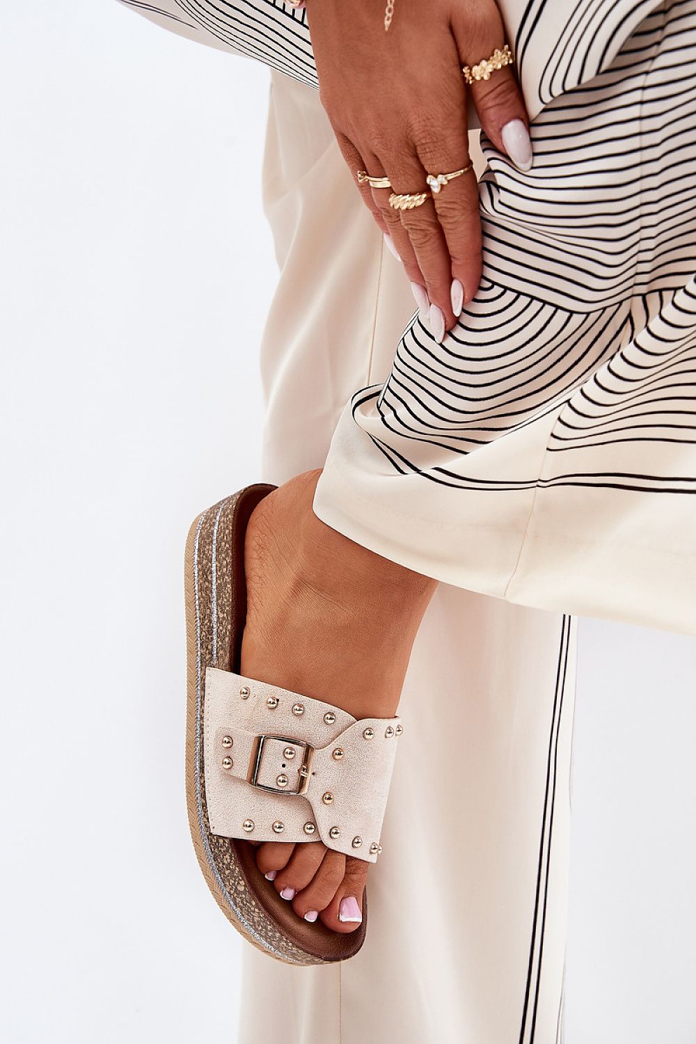  Papuci cu platformă model 210756 Step in style 