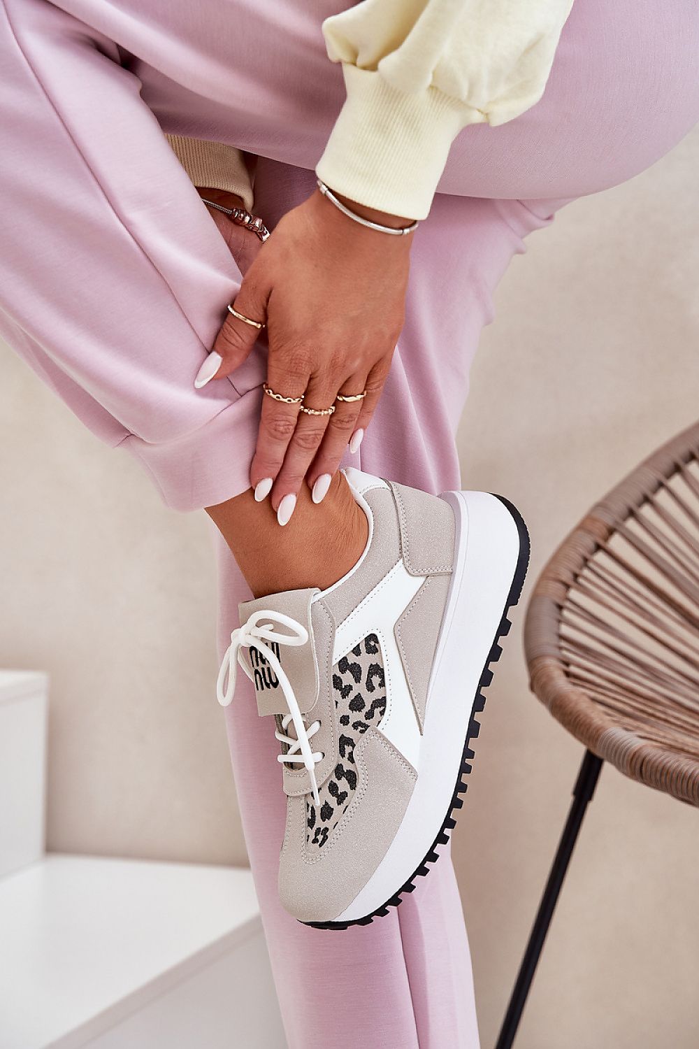  Pantofi sport pe platformă model 211007 Step in style 