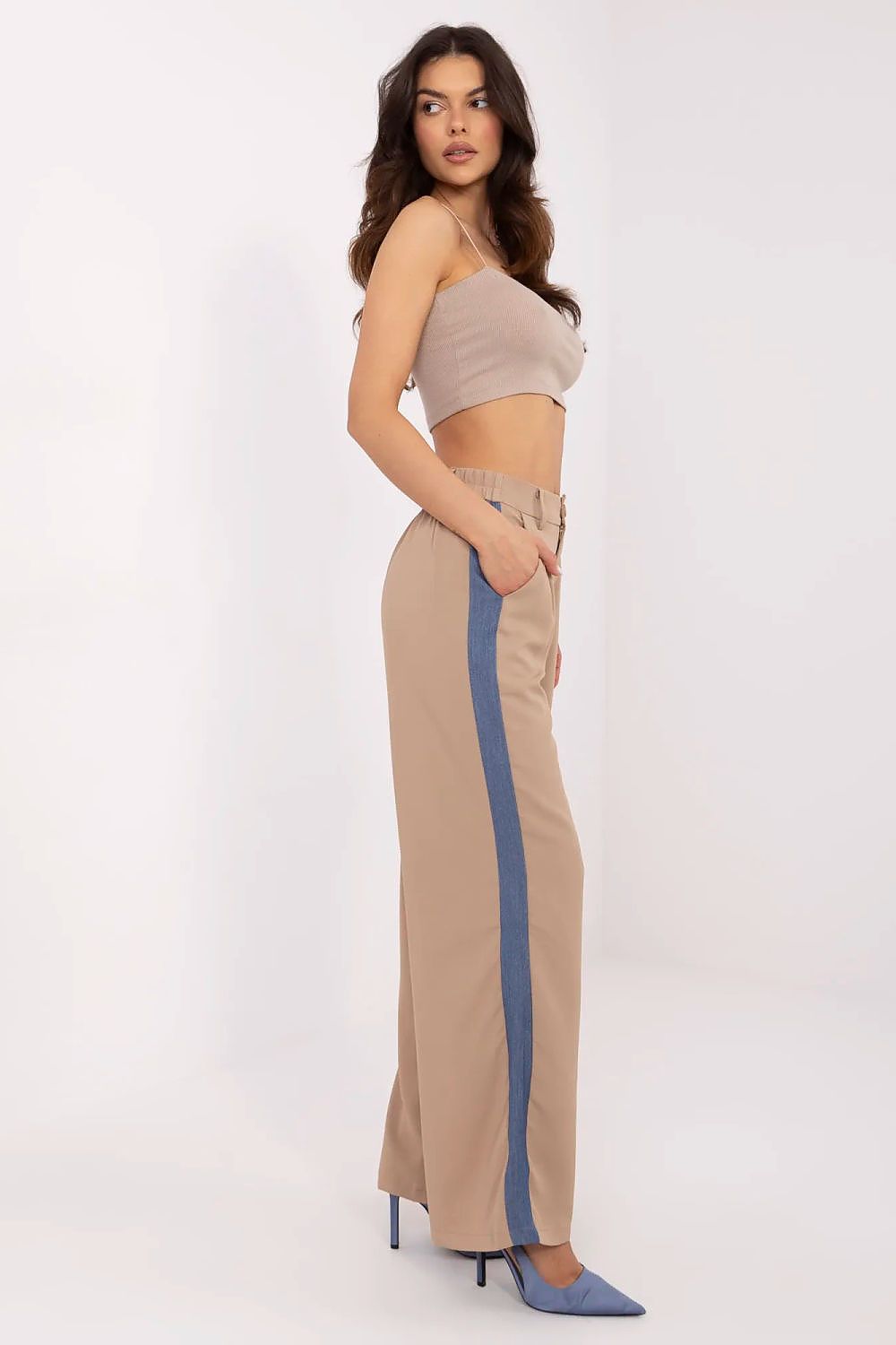  Pantaloni de damă model 211180 NM 