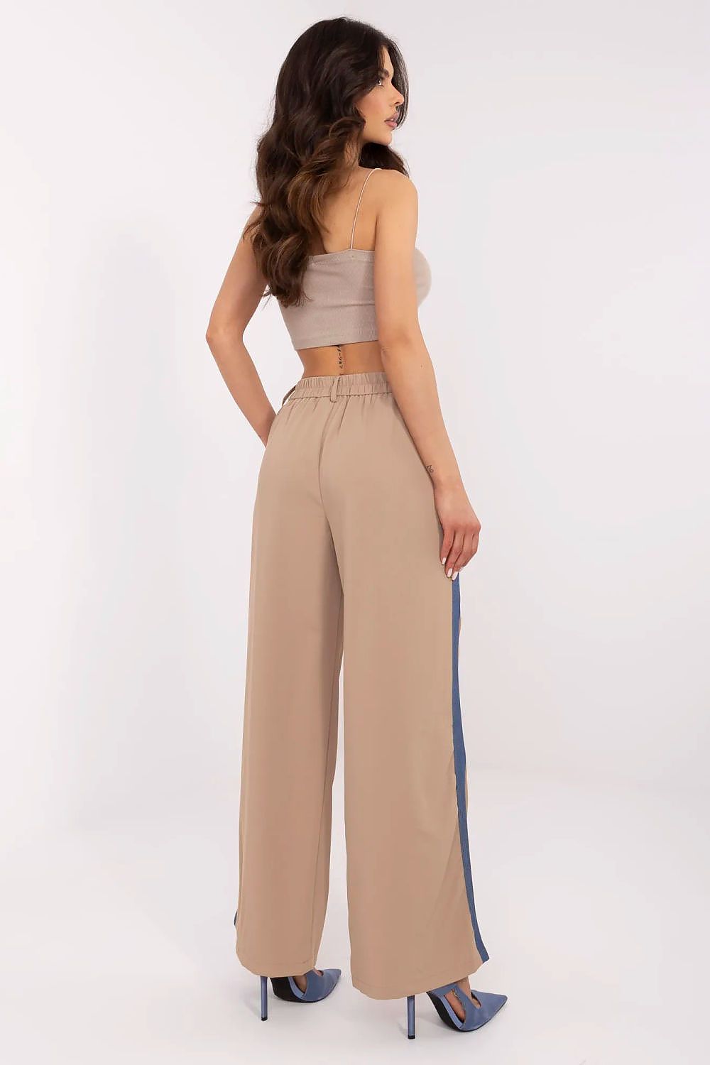  Pantaloni de damă model 211180 NM 